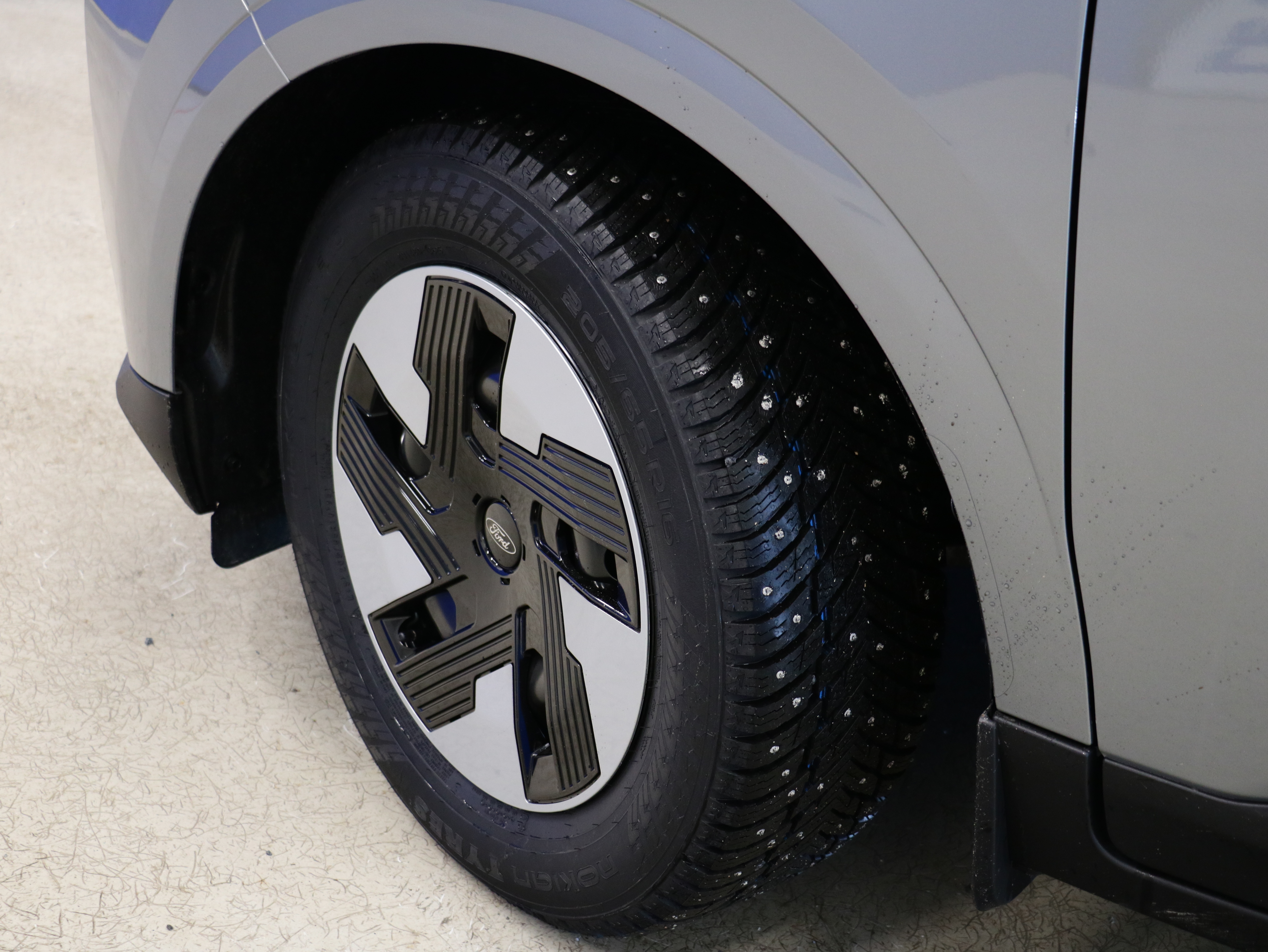 Ford Tourneo Courier 2025