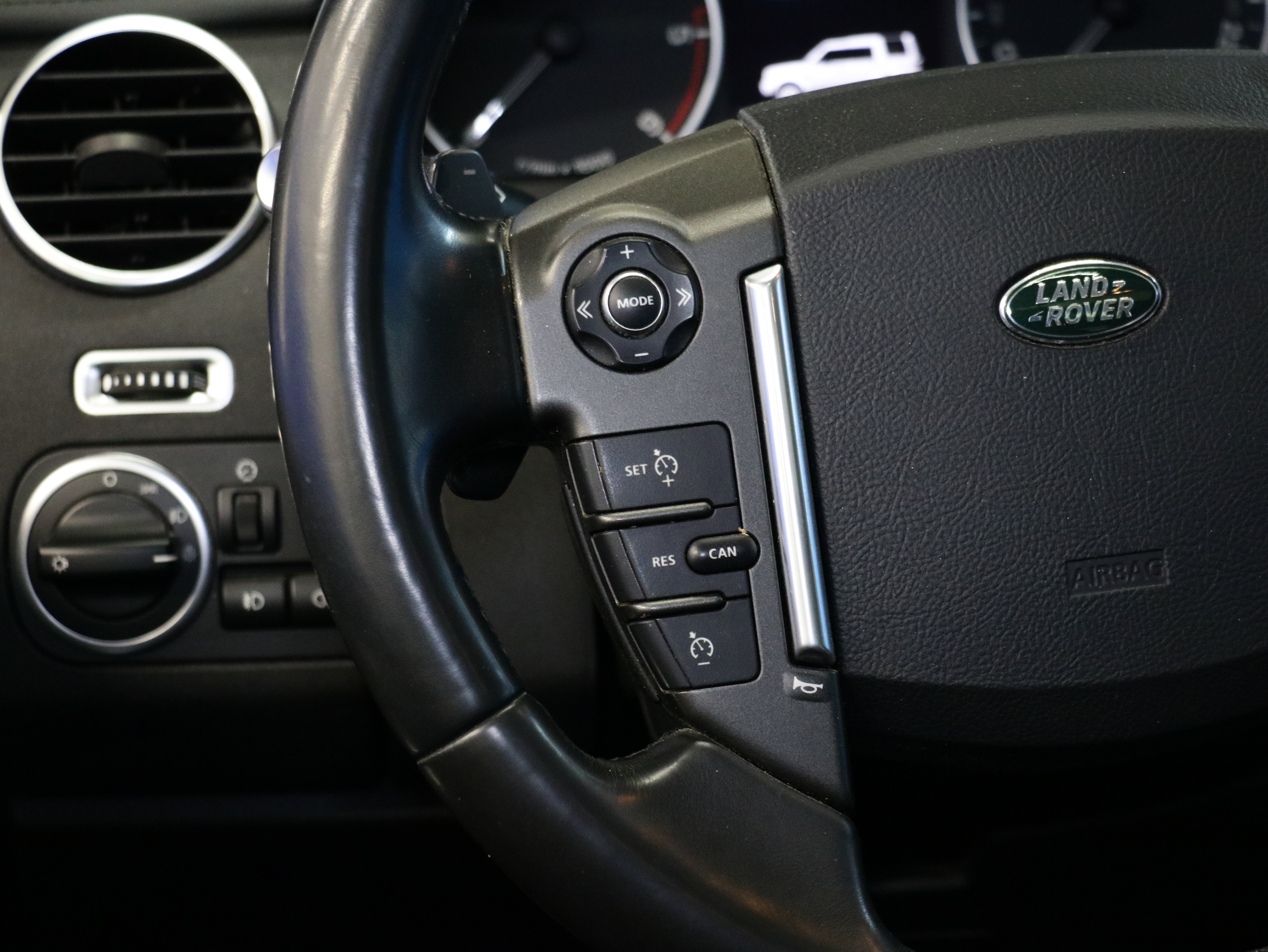 Land Rover Discovery 2014