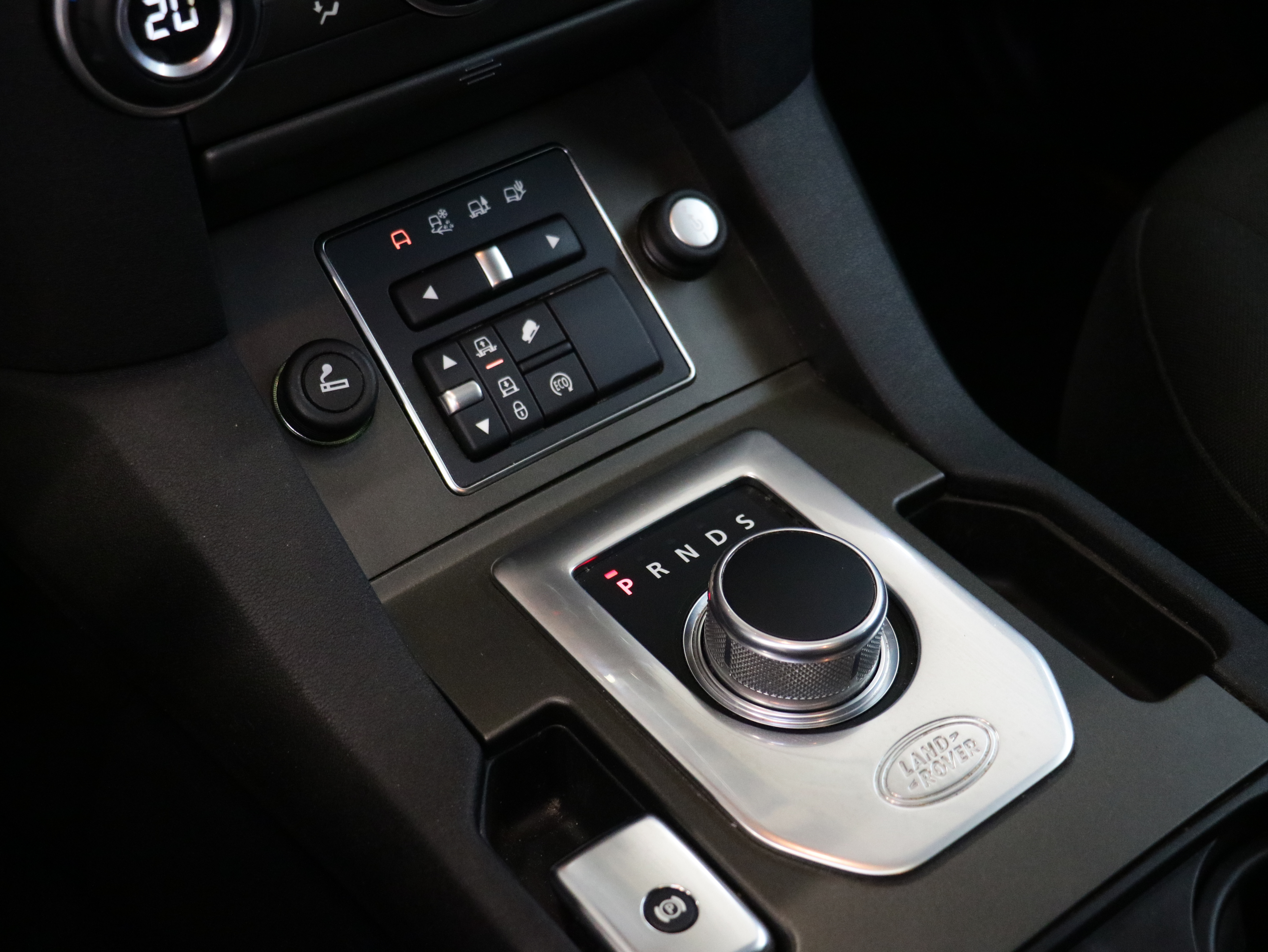 Land Rover Discovery 2014