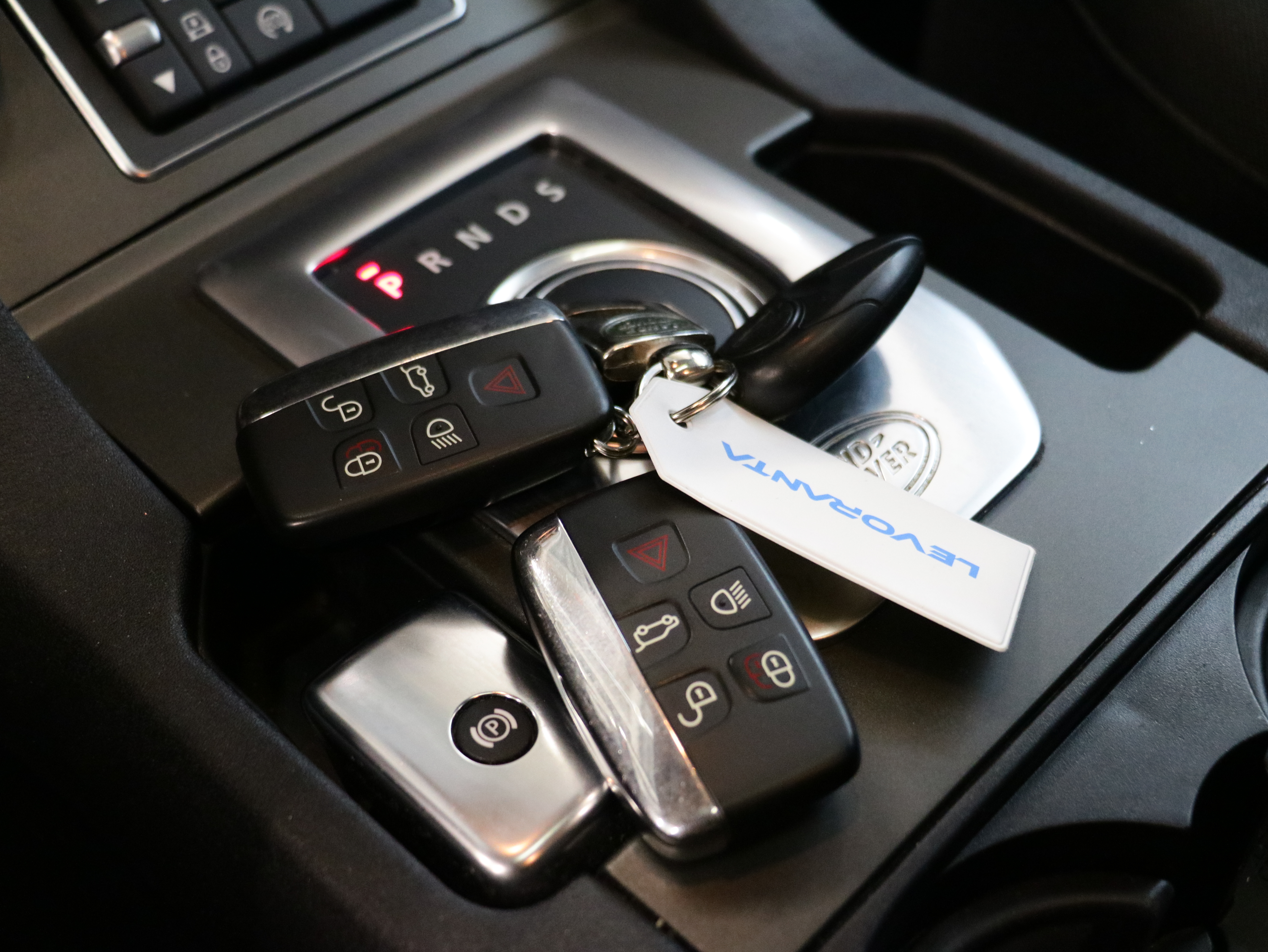 Land Rover Discovery 2014