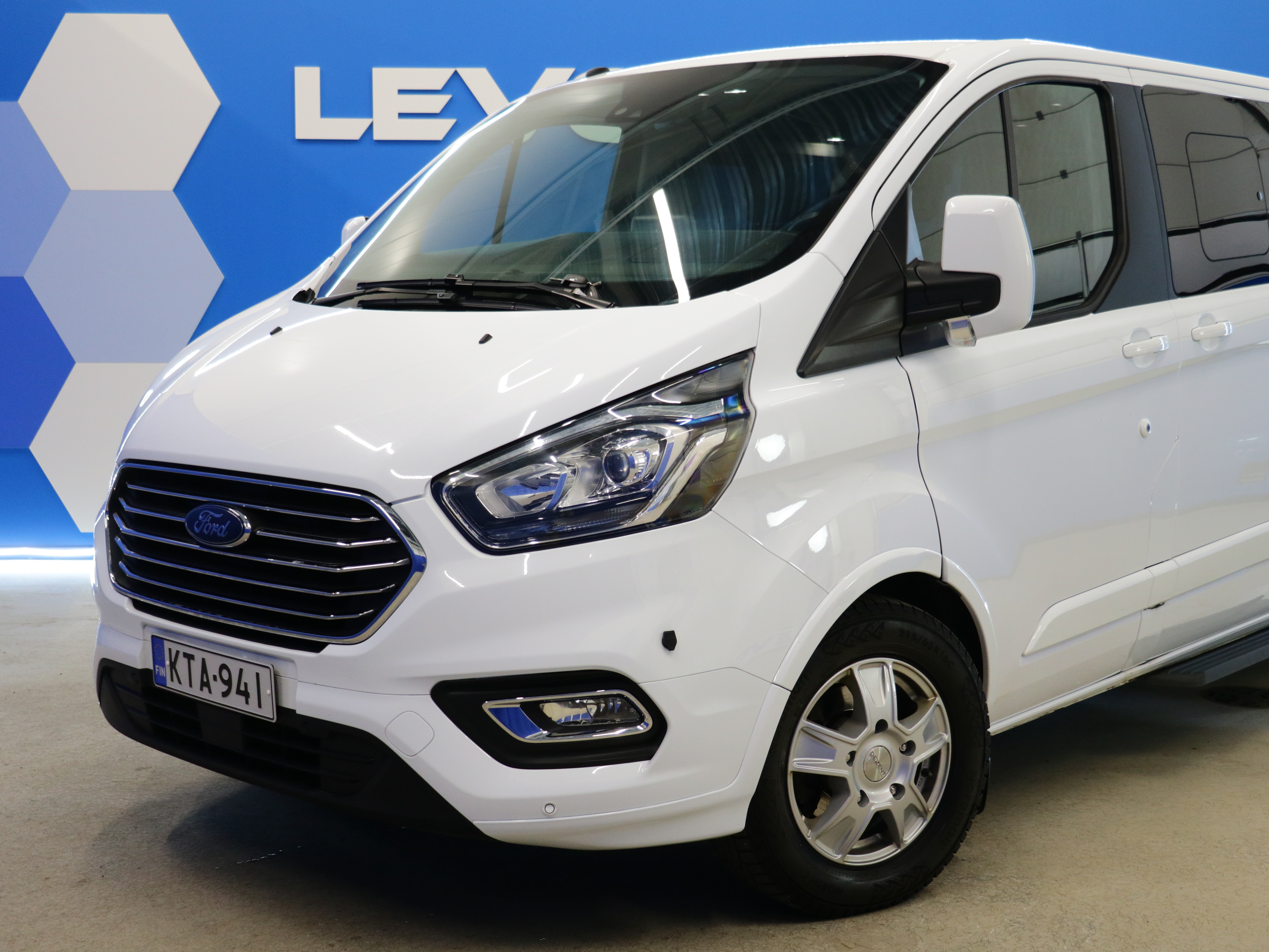 Ford Tourneo Custom 2019