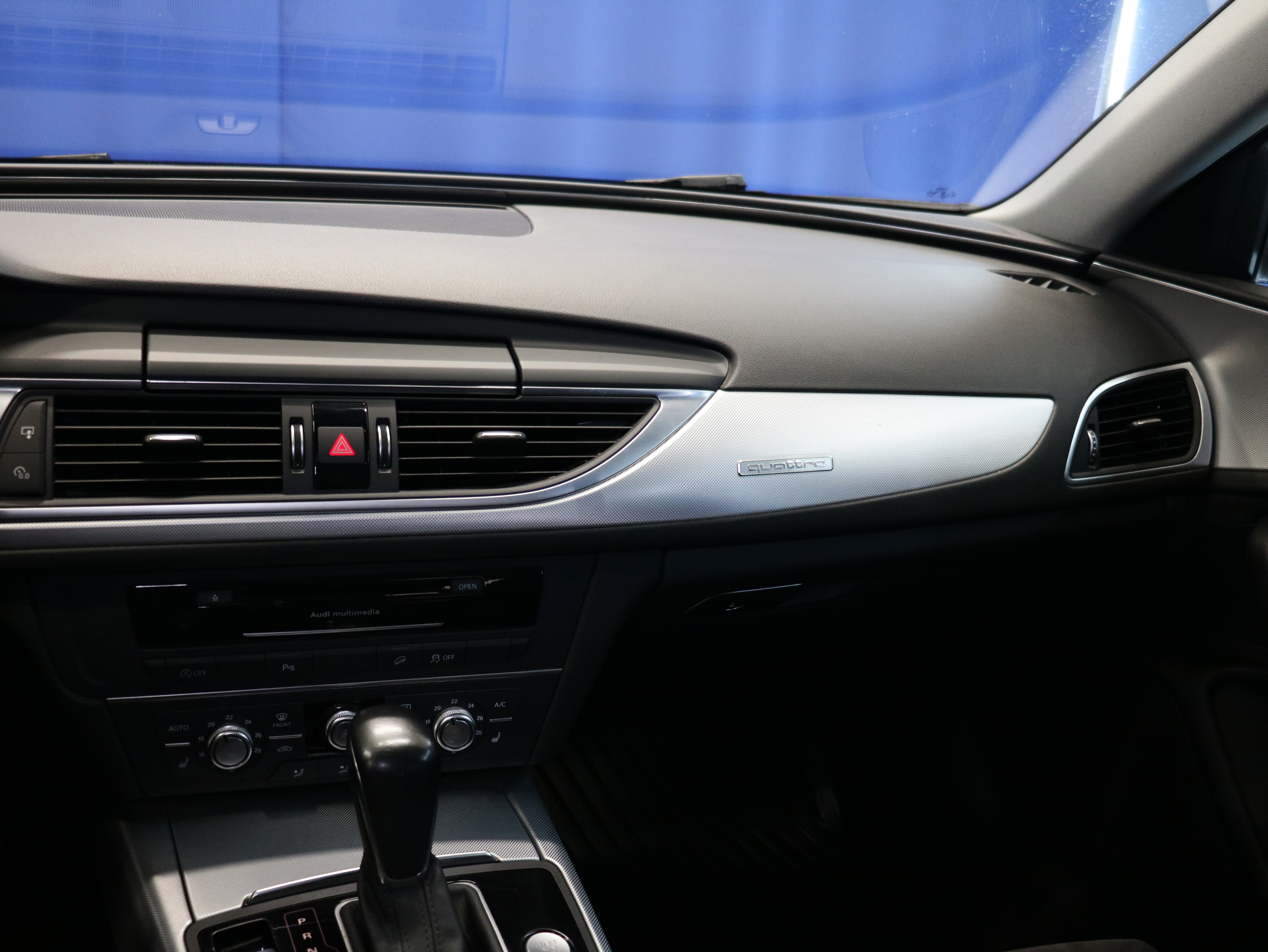 Audi A6 allroad quattro 2015