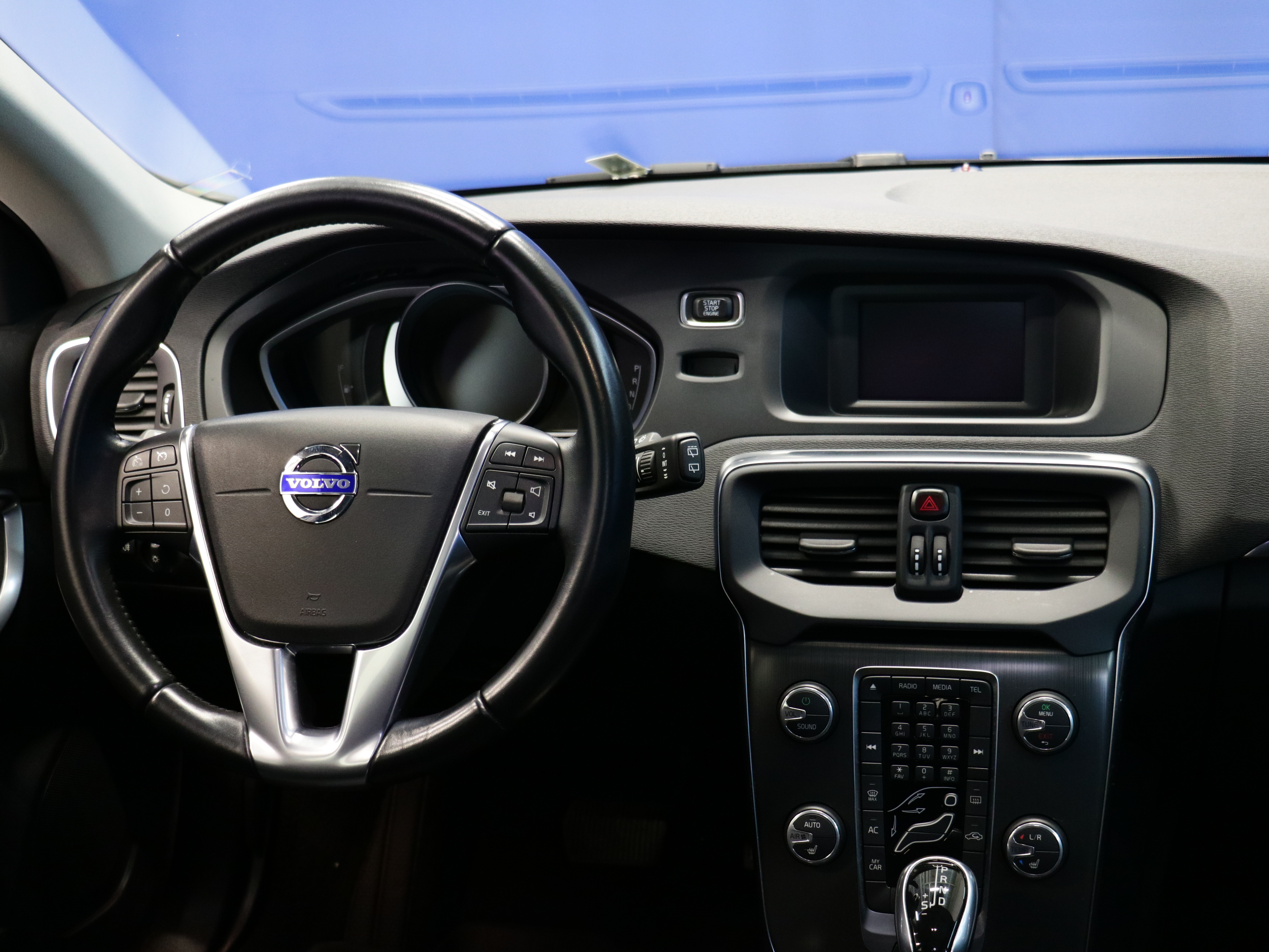 Volvo V40 2015