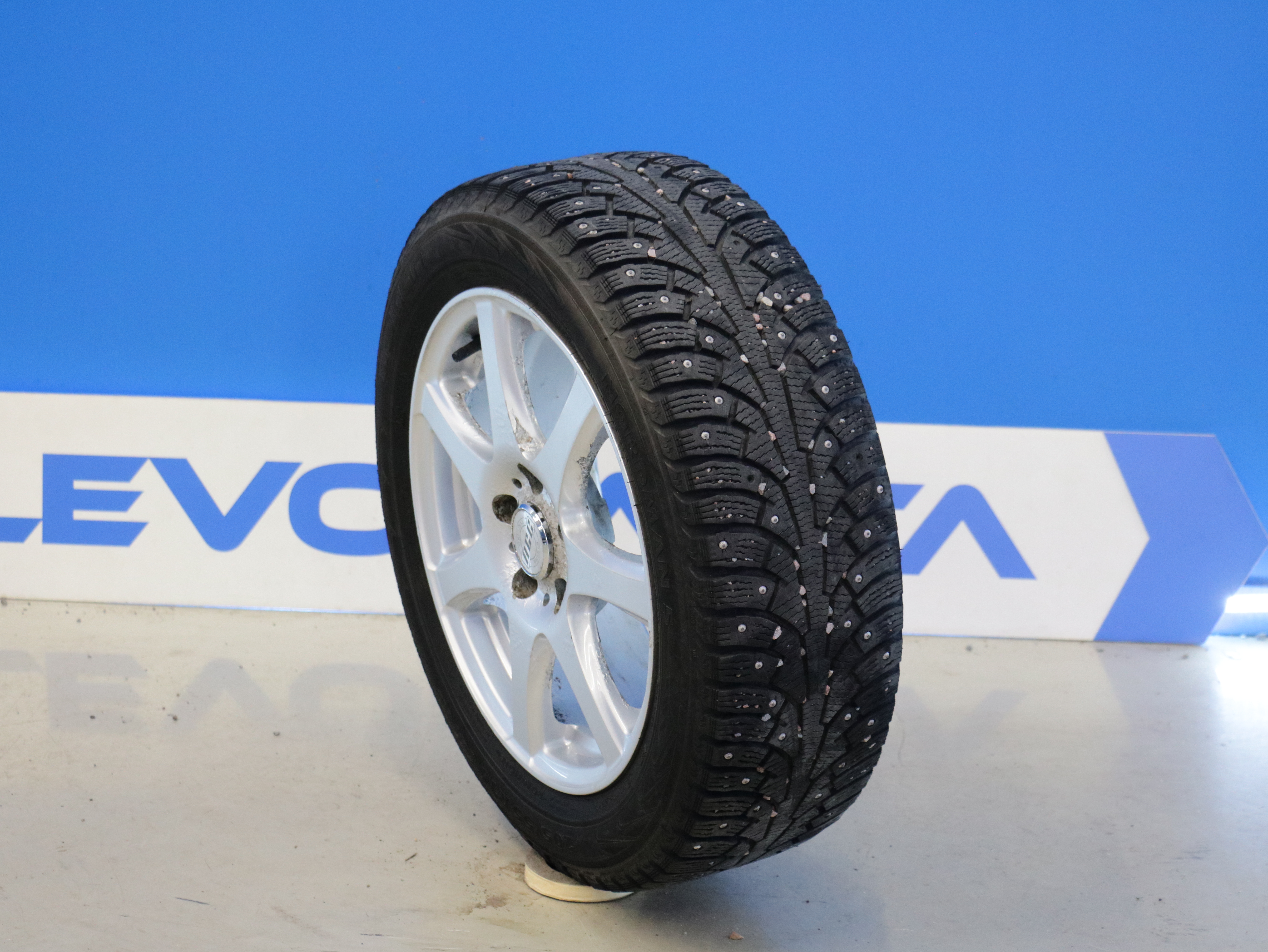 Volvo V40 2015