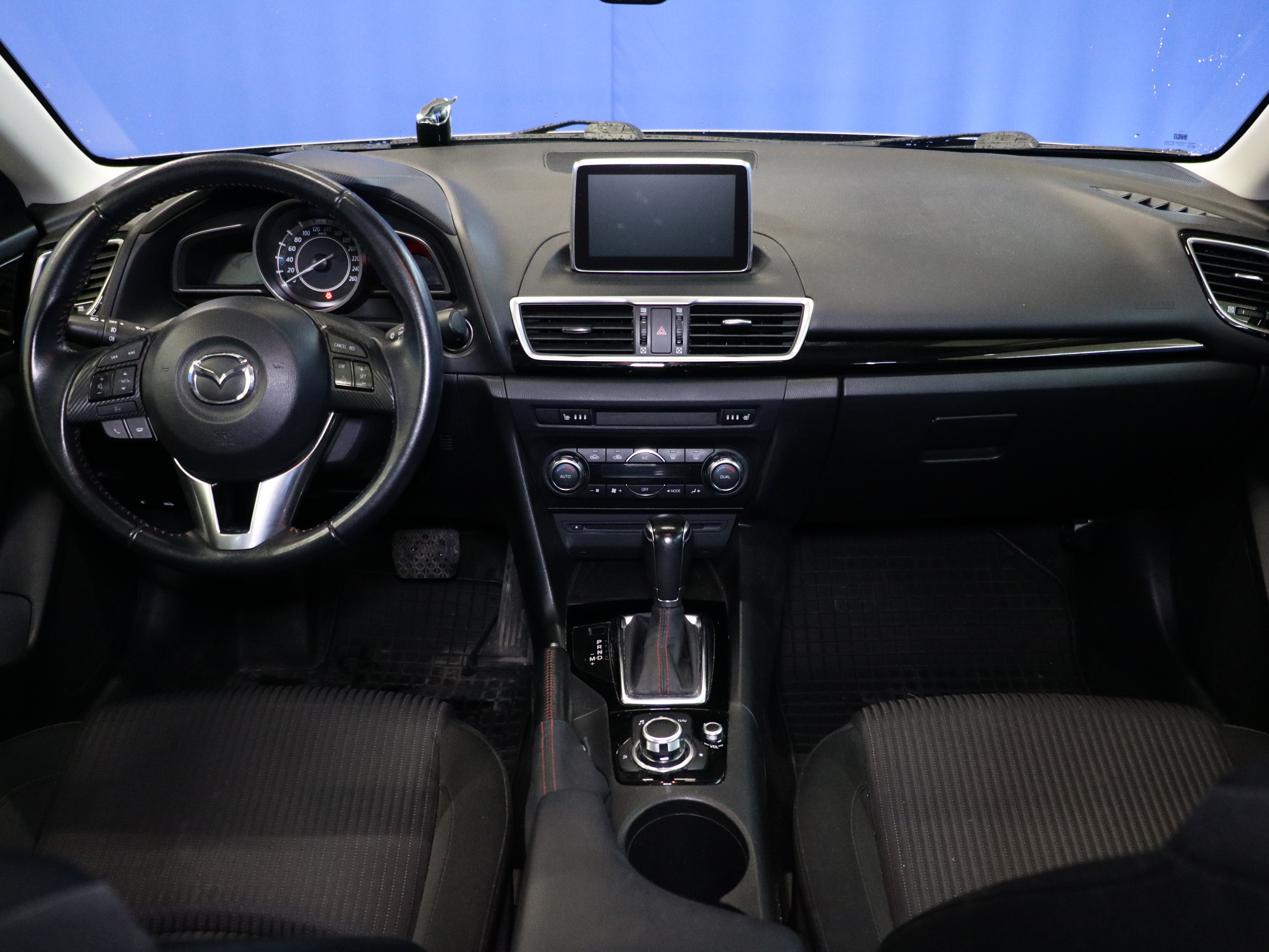 Mazda Mazda3 2015