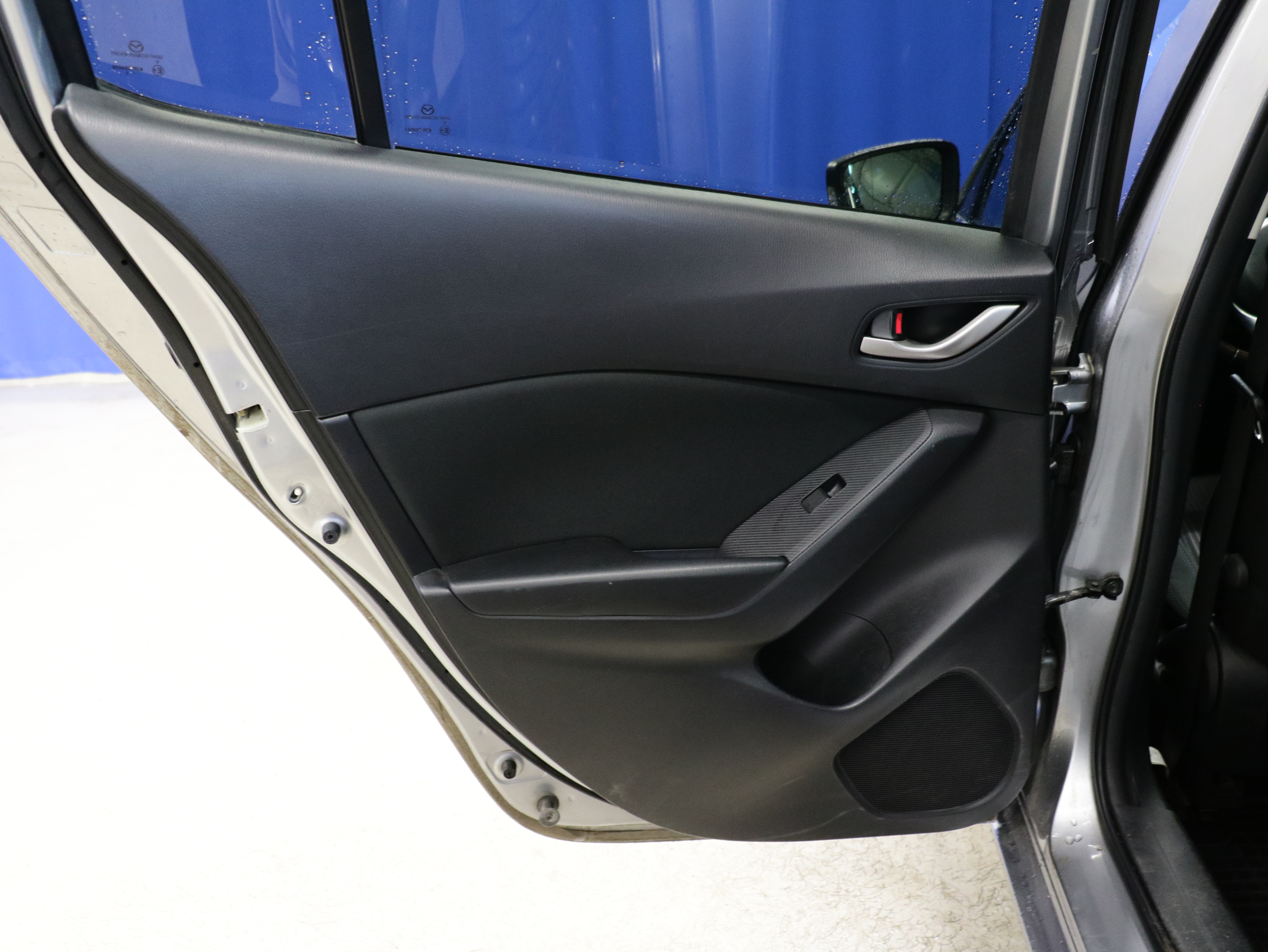 Mazda Mazda3 2015
