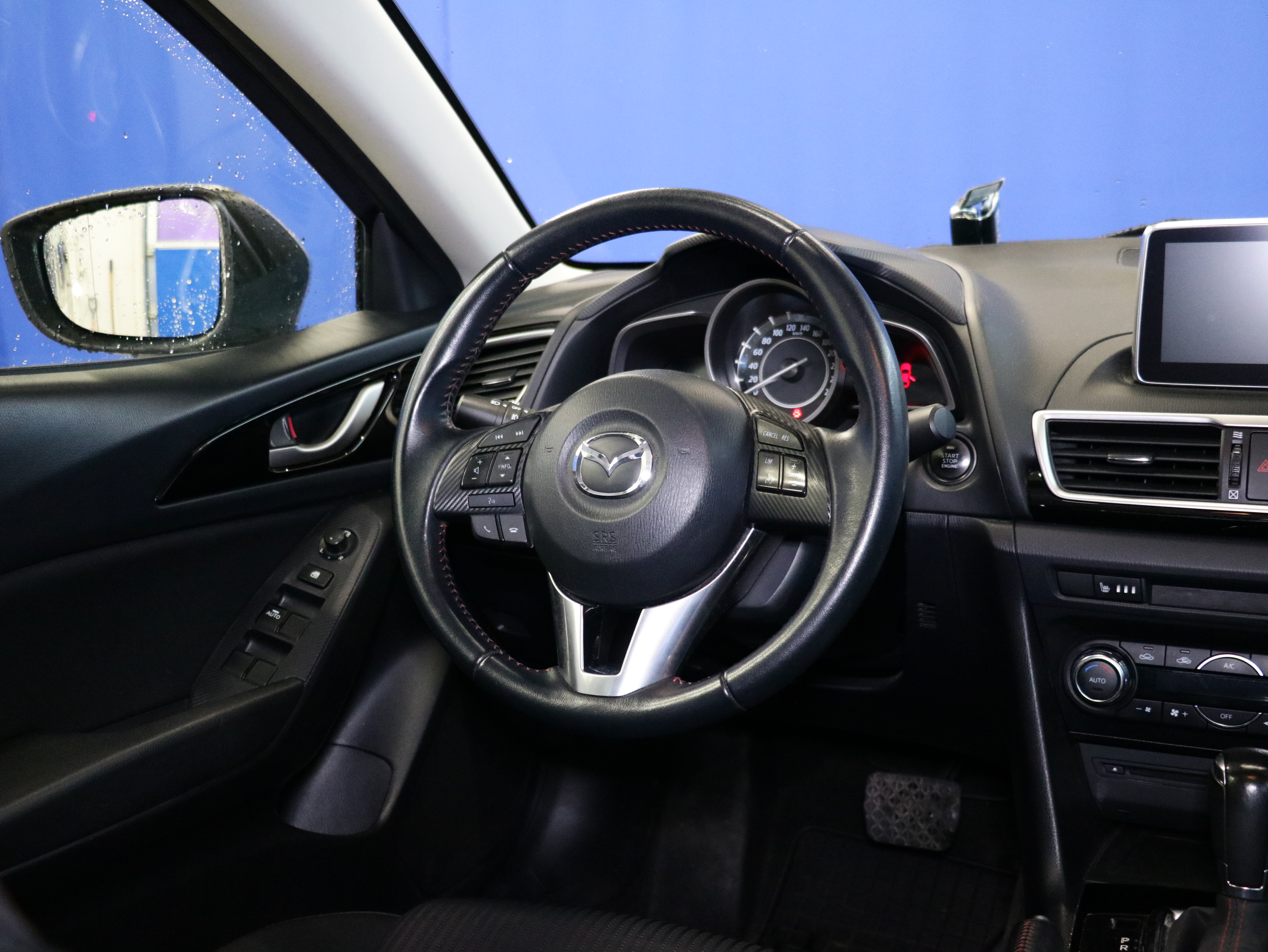 Mazda Mazda3 2015