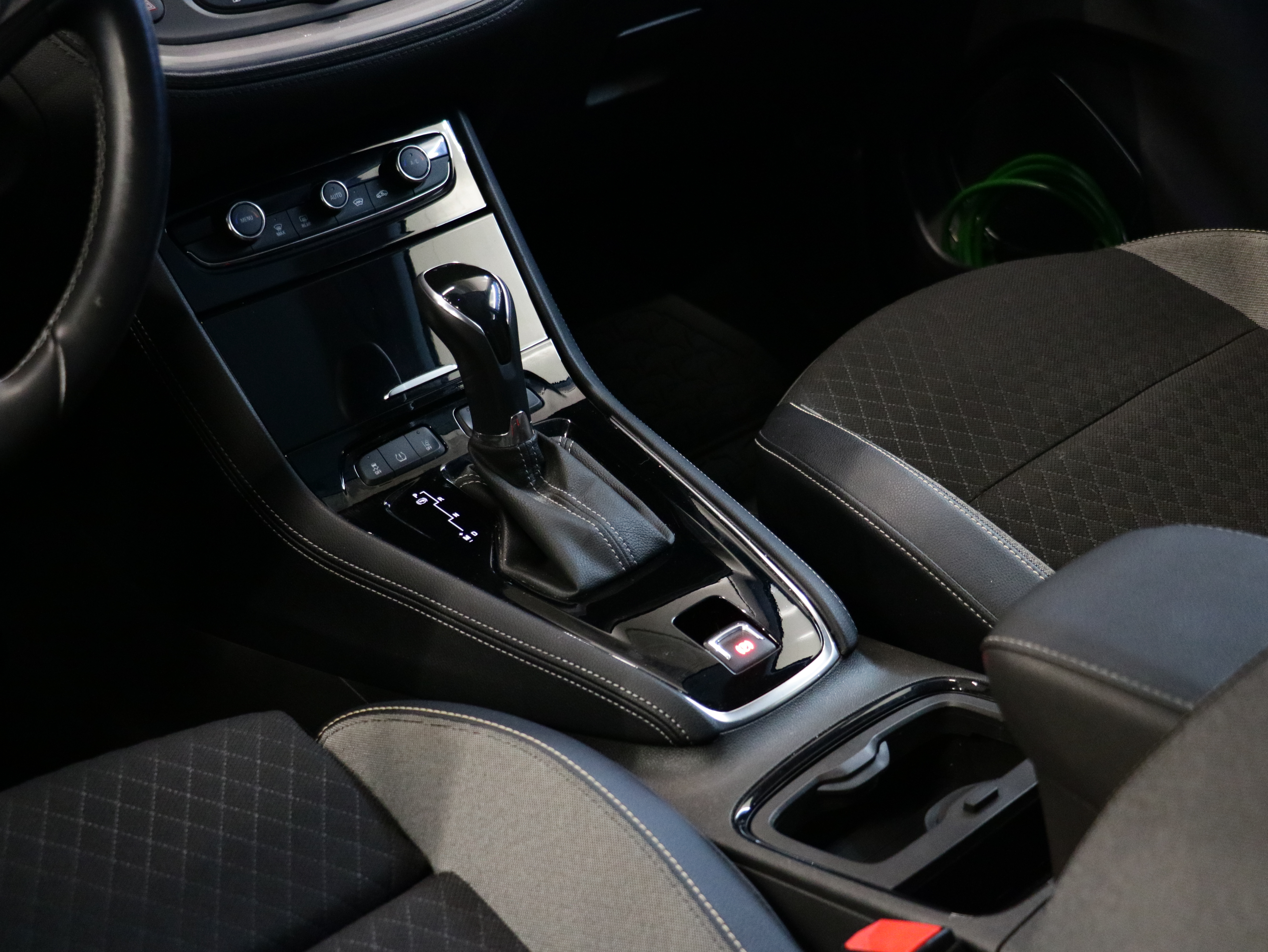 Opel Grandland X 2018