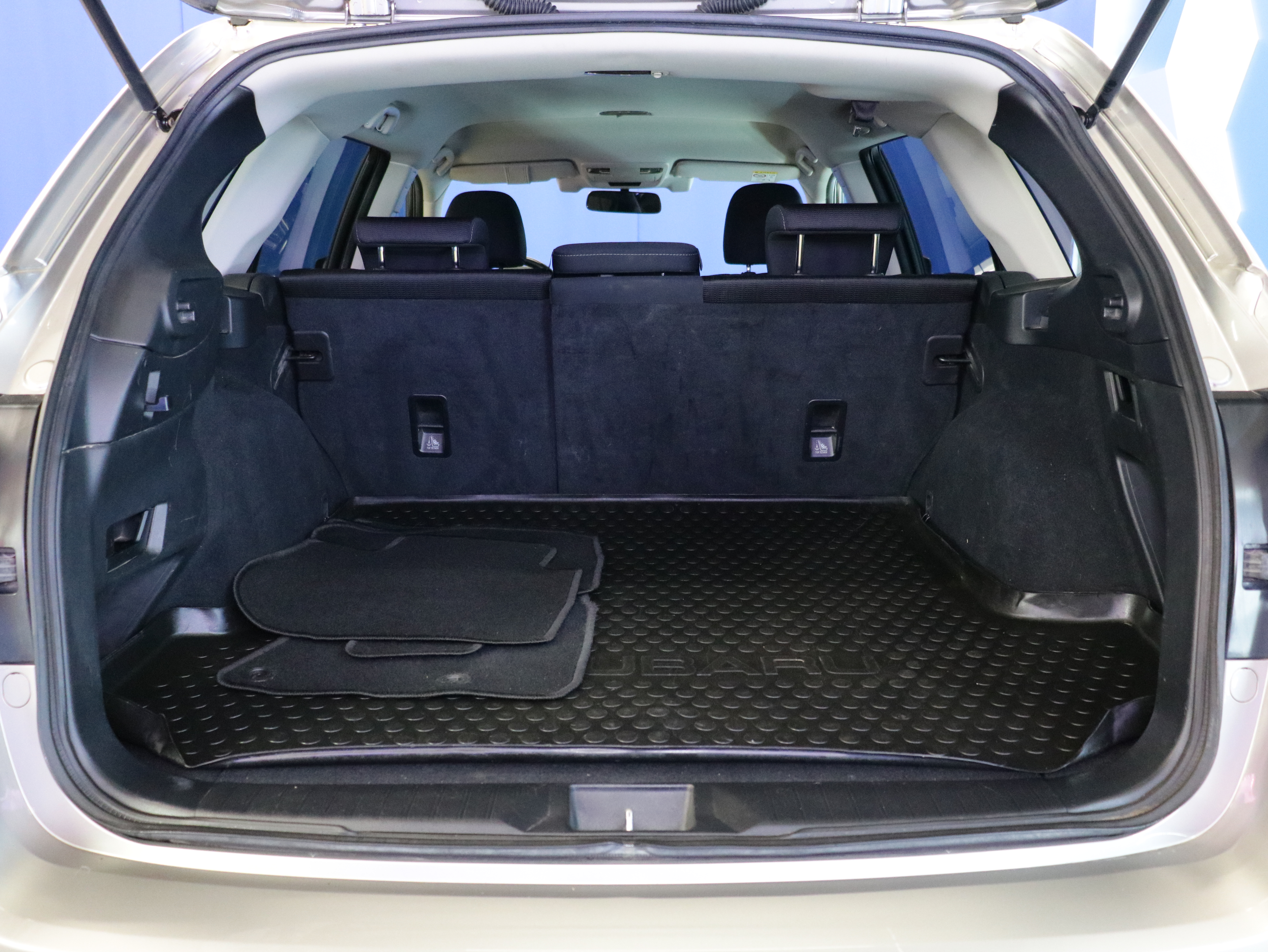 Subaru Outback 2016