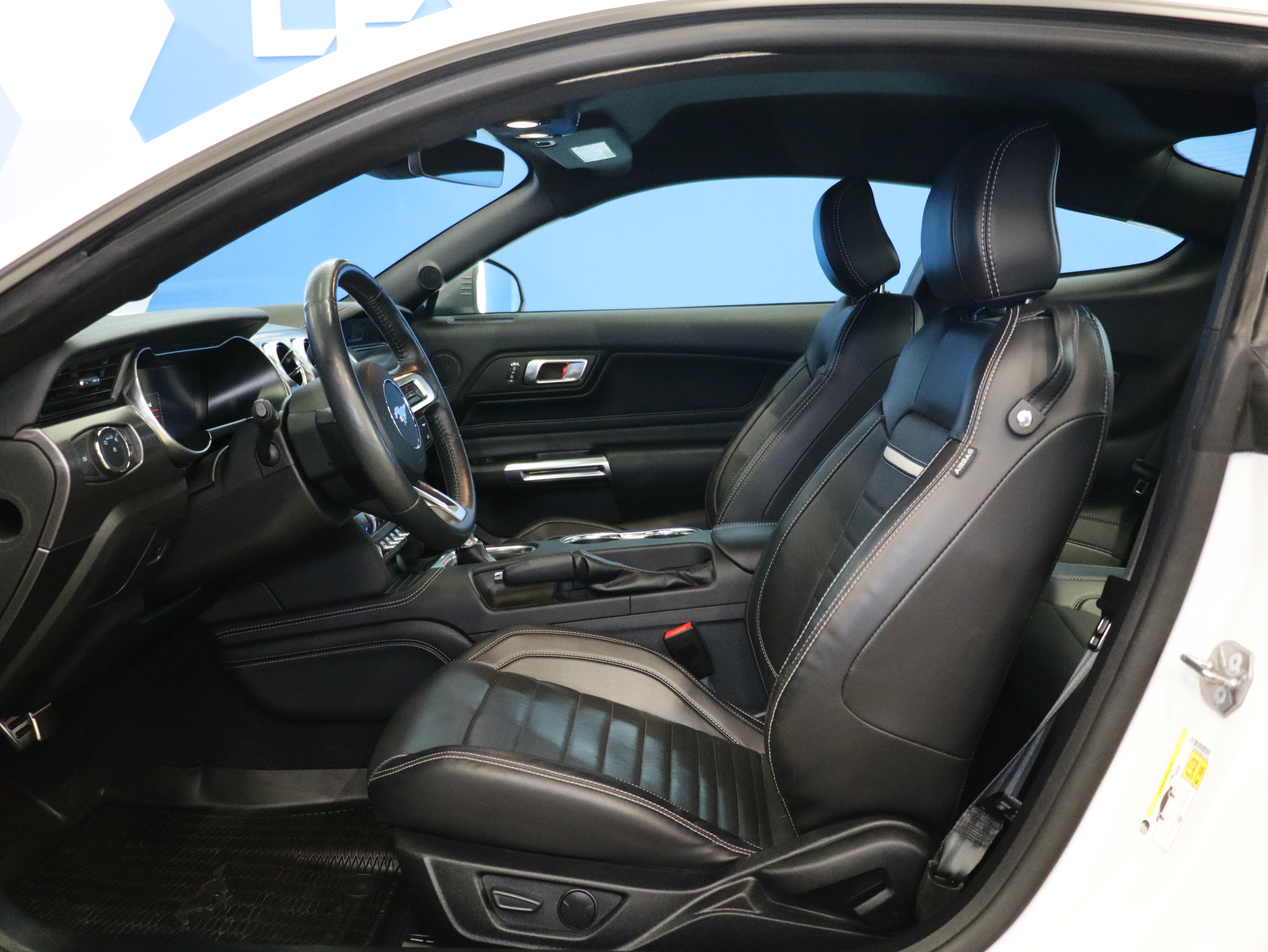 Ford Mustang 2021