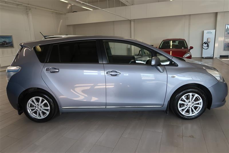 Toyota Verso 2011