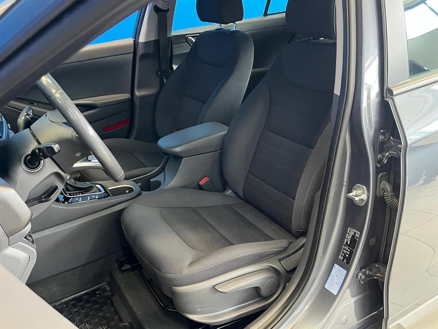 Hyundai IONIQ hybrid 2017