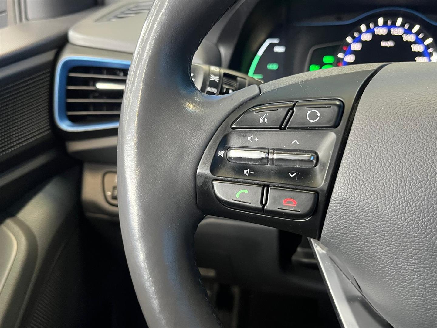 Hyundai IONIQ hybrid 2017