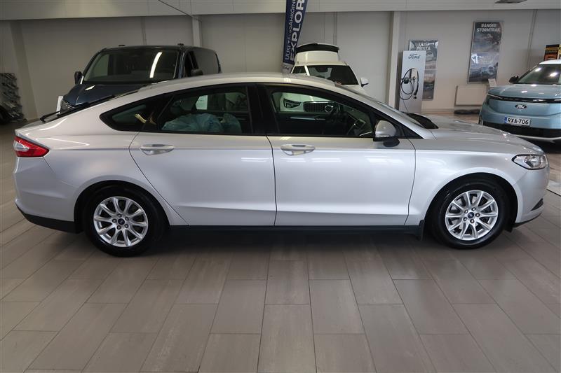 Ford Mondeo 2015