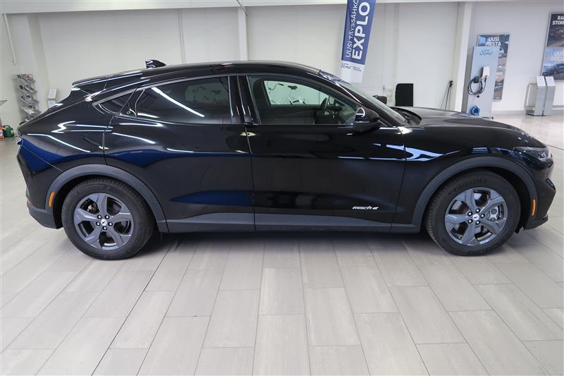 Ford Mustang Mach-E 2021