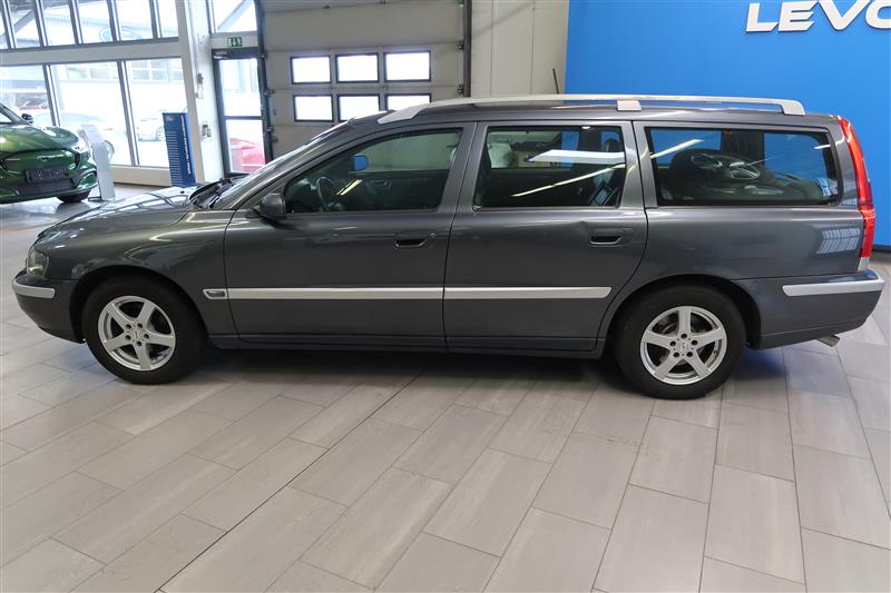 Volvo V70 2003
