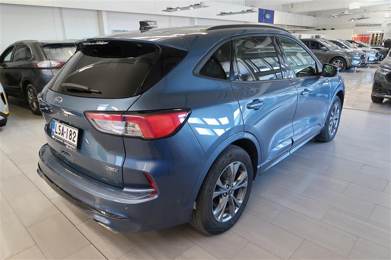 Ford Kuga 2023