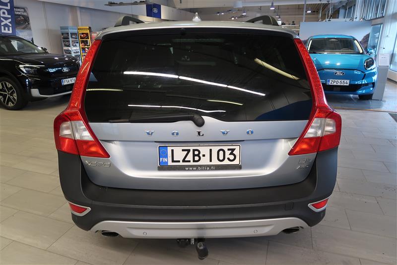 Volvo XC70 2010