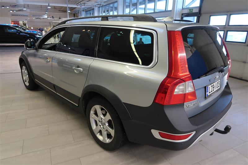 Volvo XC70 2010