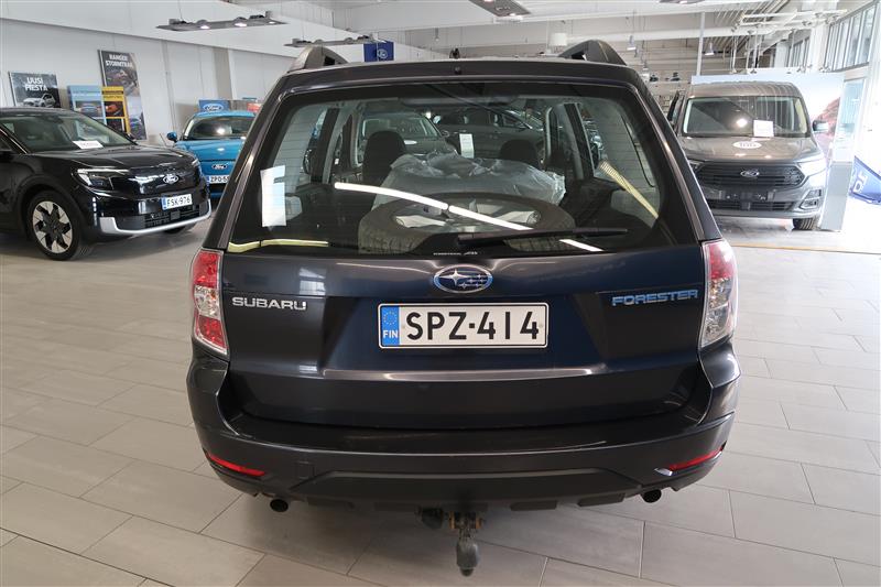 Subaru Forester 2010