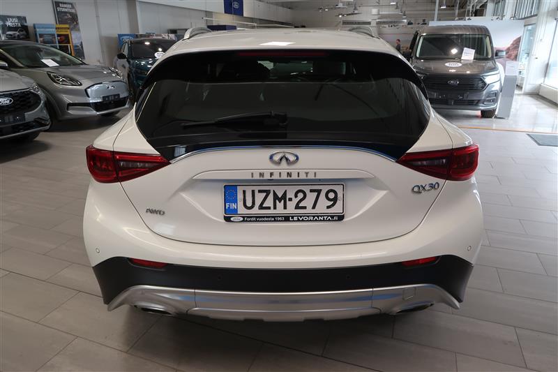 Infiniti QX30 2017