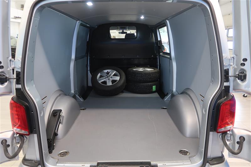 Volkswagen Transporter 2024