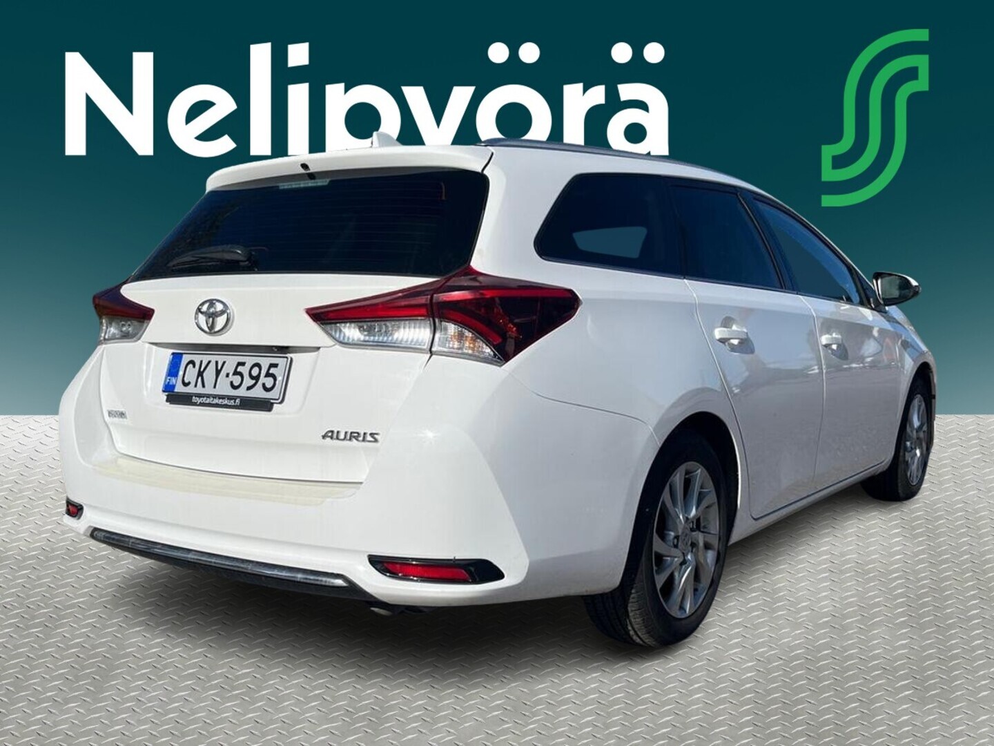 TOYOTA Auris 2017
