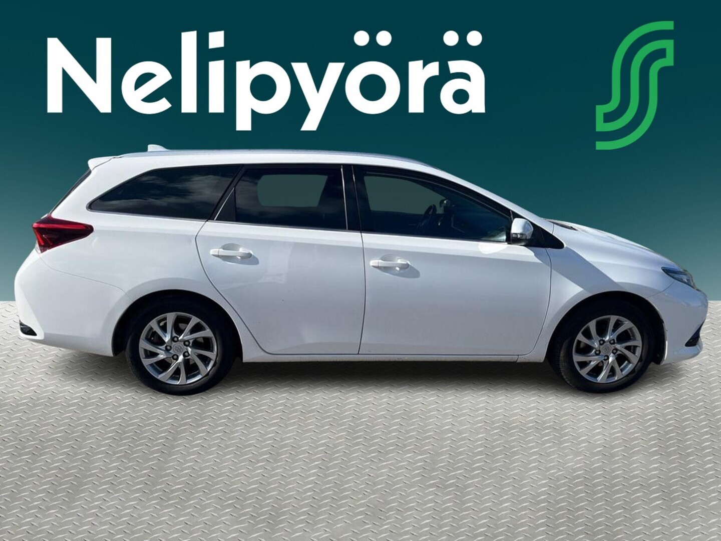 TOYOTA Auris 2017