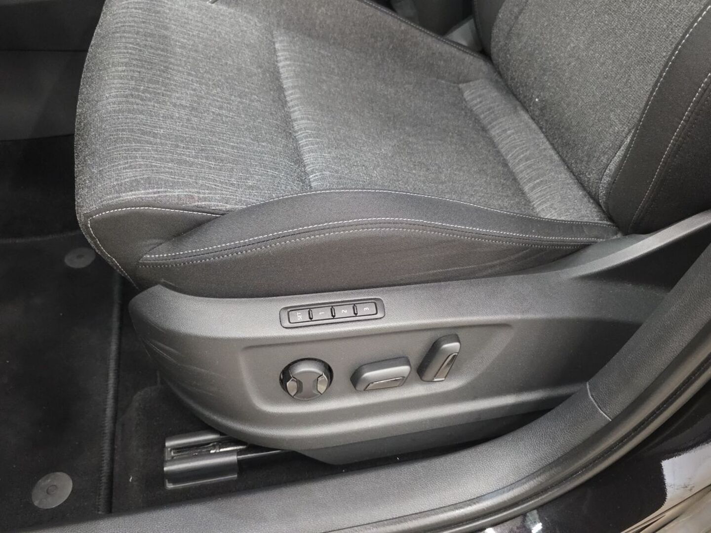 SKODA Karoq 2019