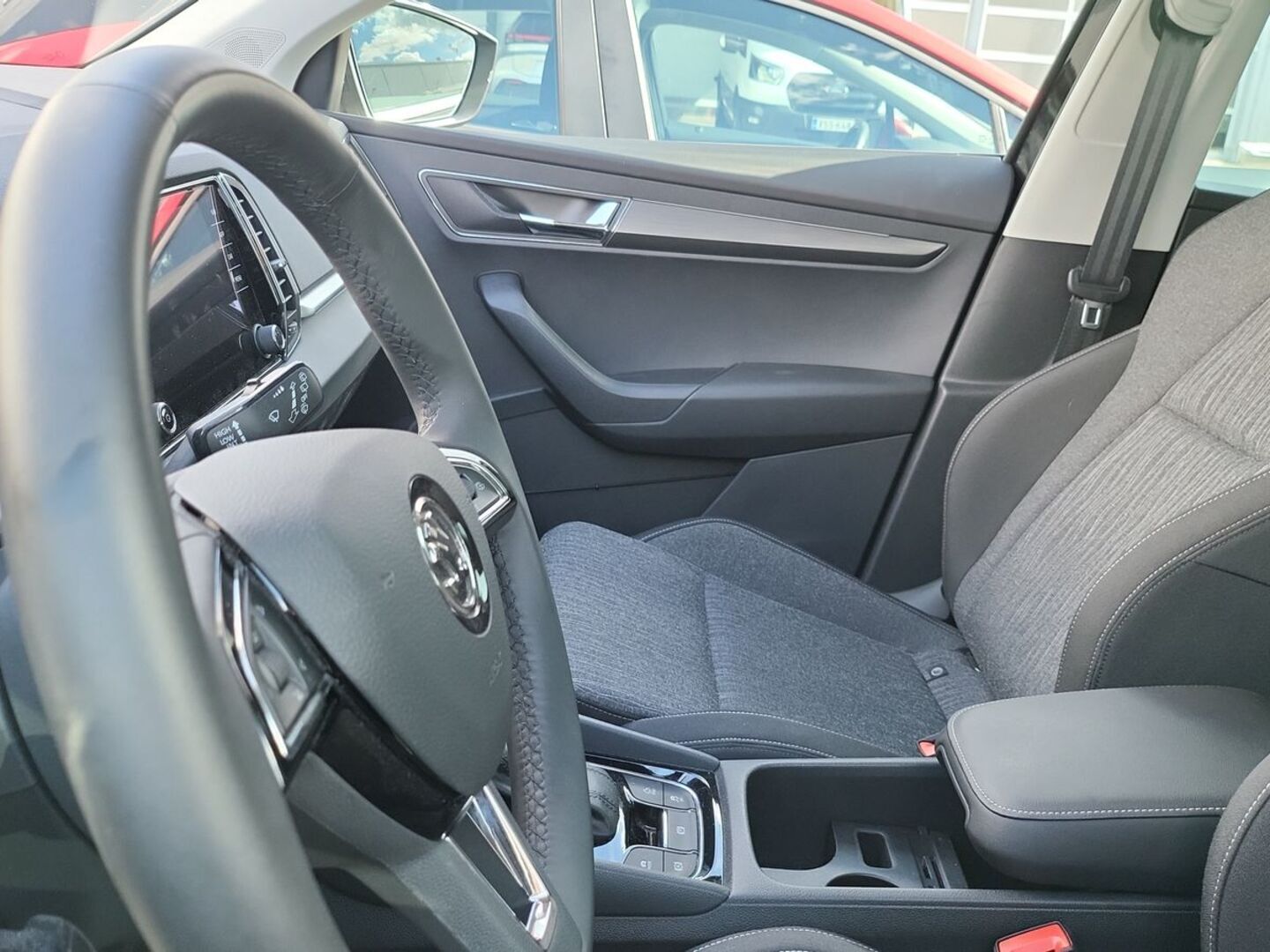 SKODA Karoq 2019