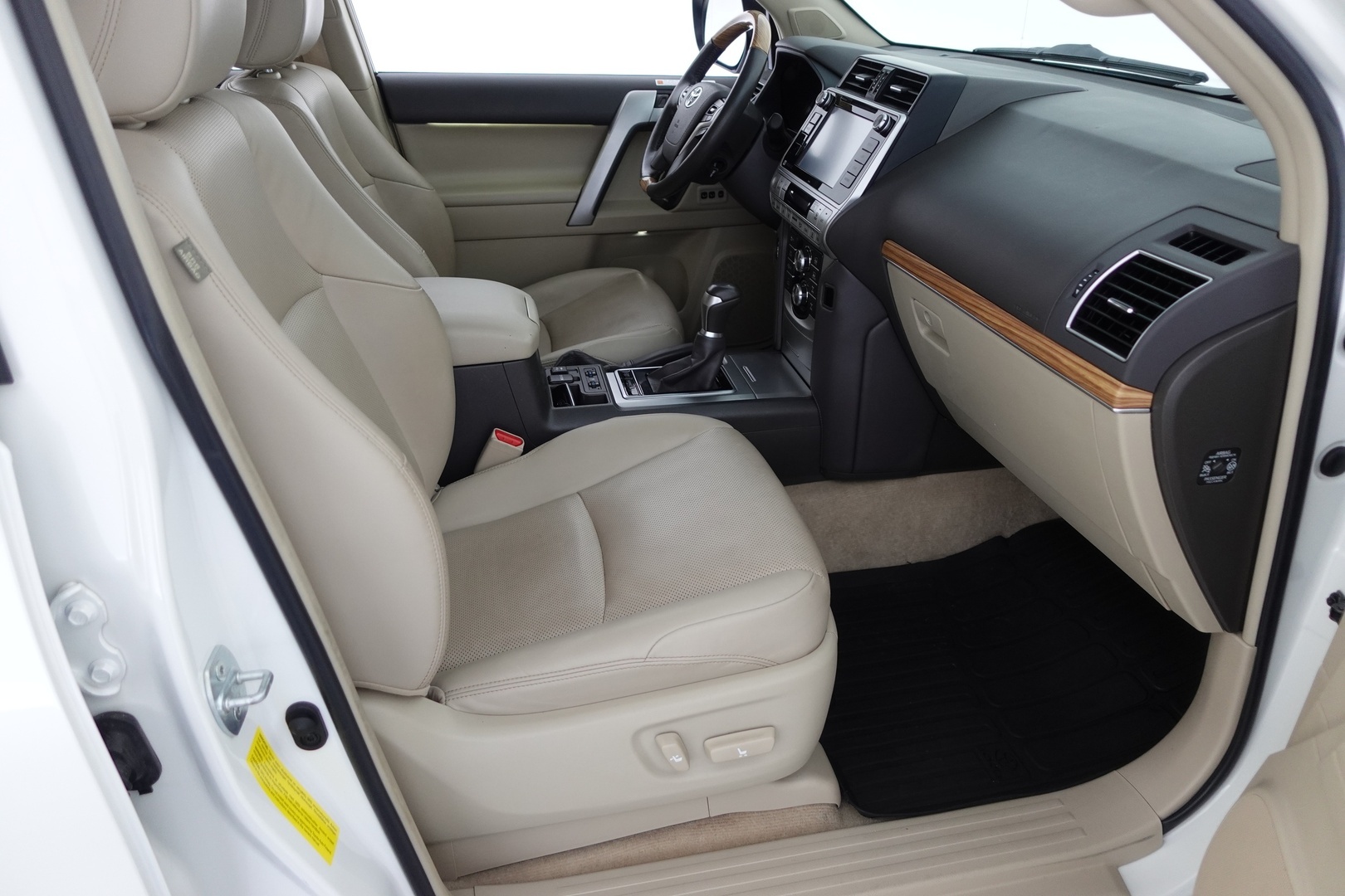 TOYOTA LAND CRUISER 2019