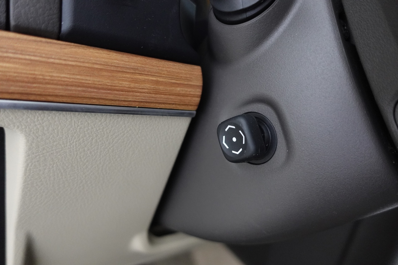 TOYOTA LAND CRUISER 2019