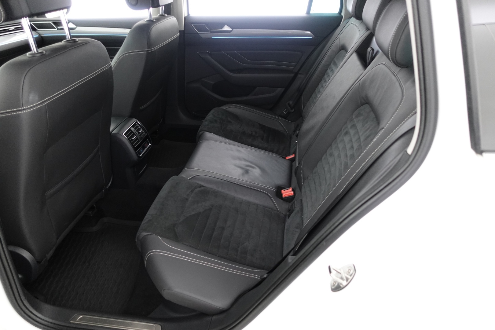 VOLKSWAGEN Passat 2020