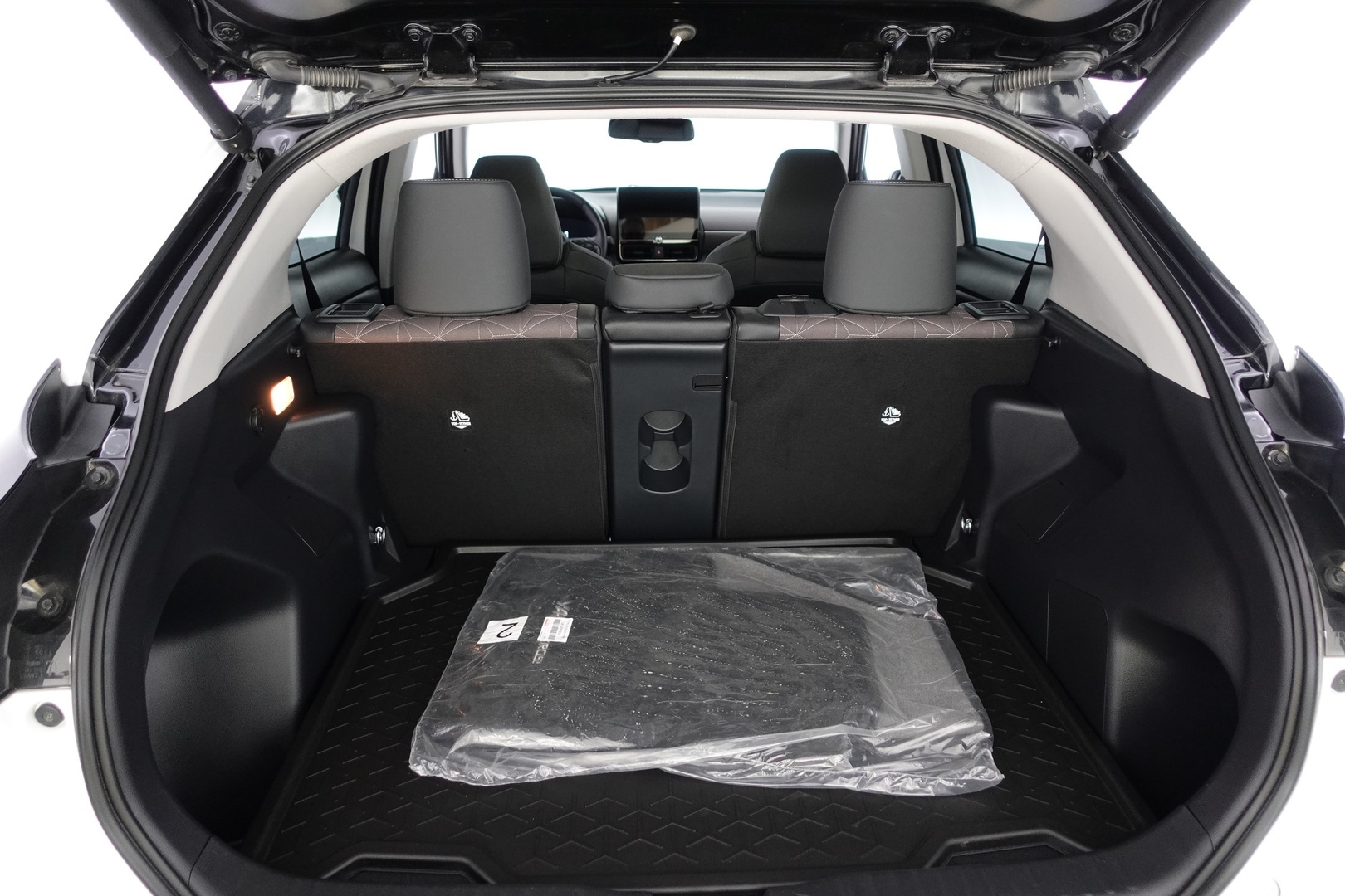 TOYOTA Yaris Cross 2024