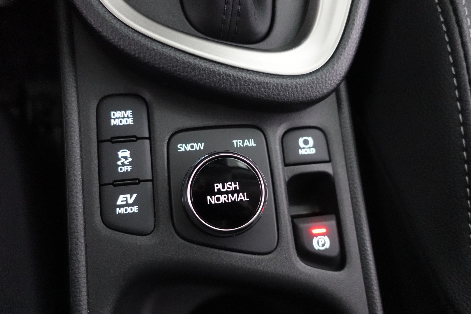 TOYOTA Yaris Cross 2024