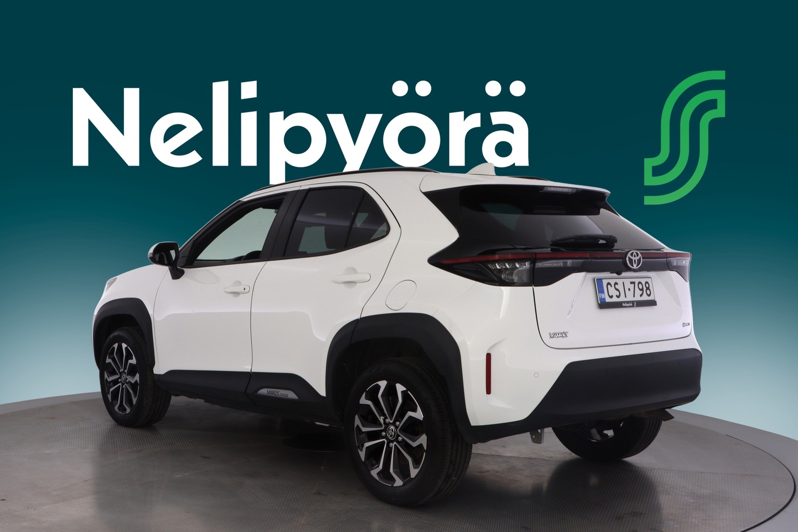 TOYOTA Yaris Cross 2025