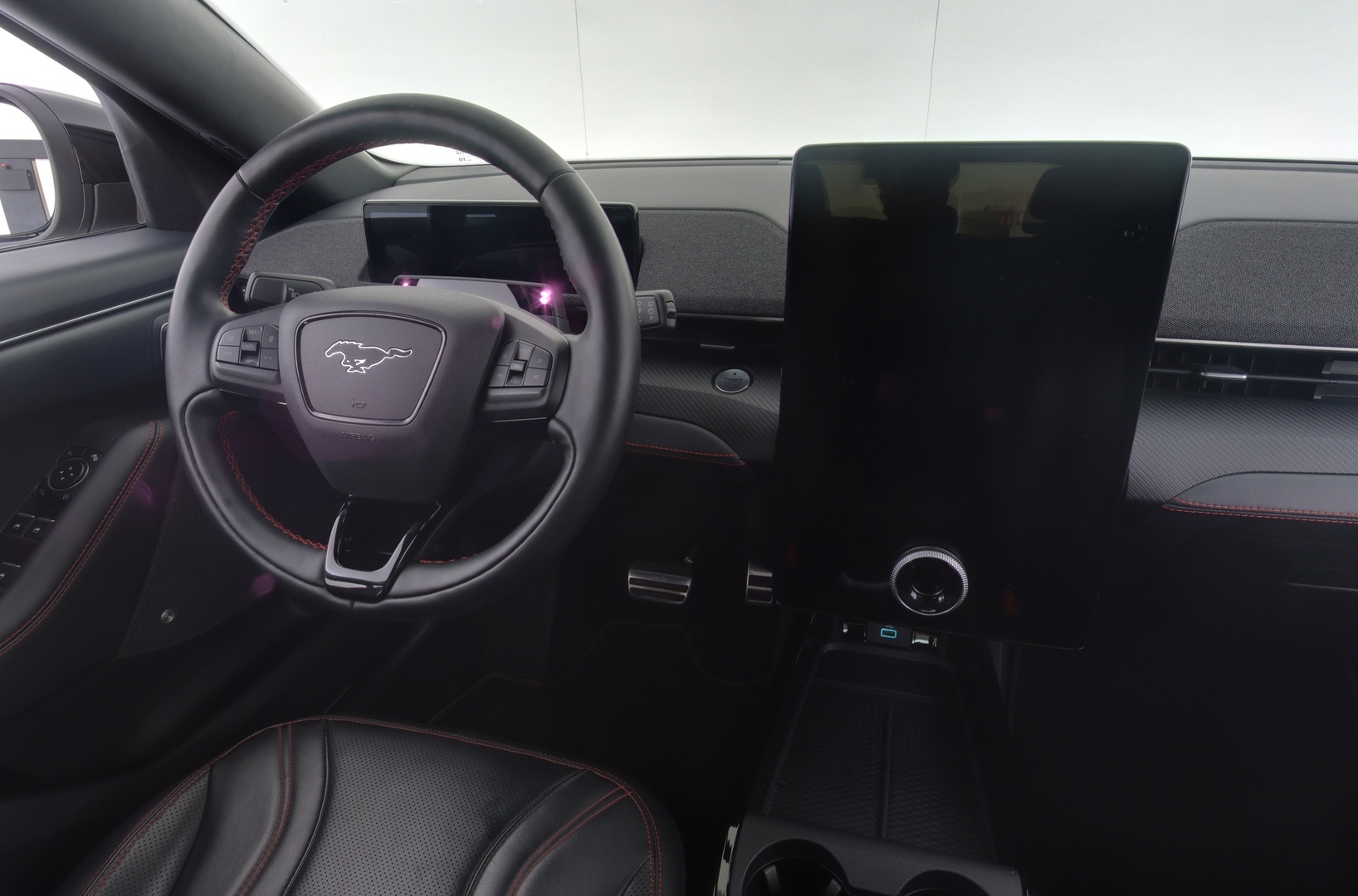 FORD Mustang Mach-E 2021