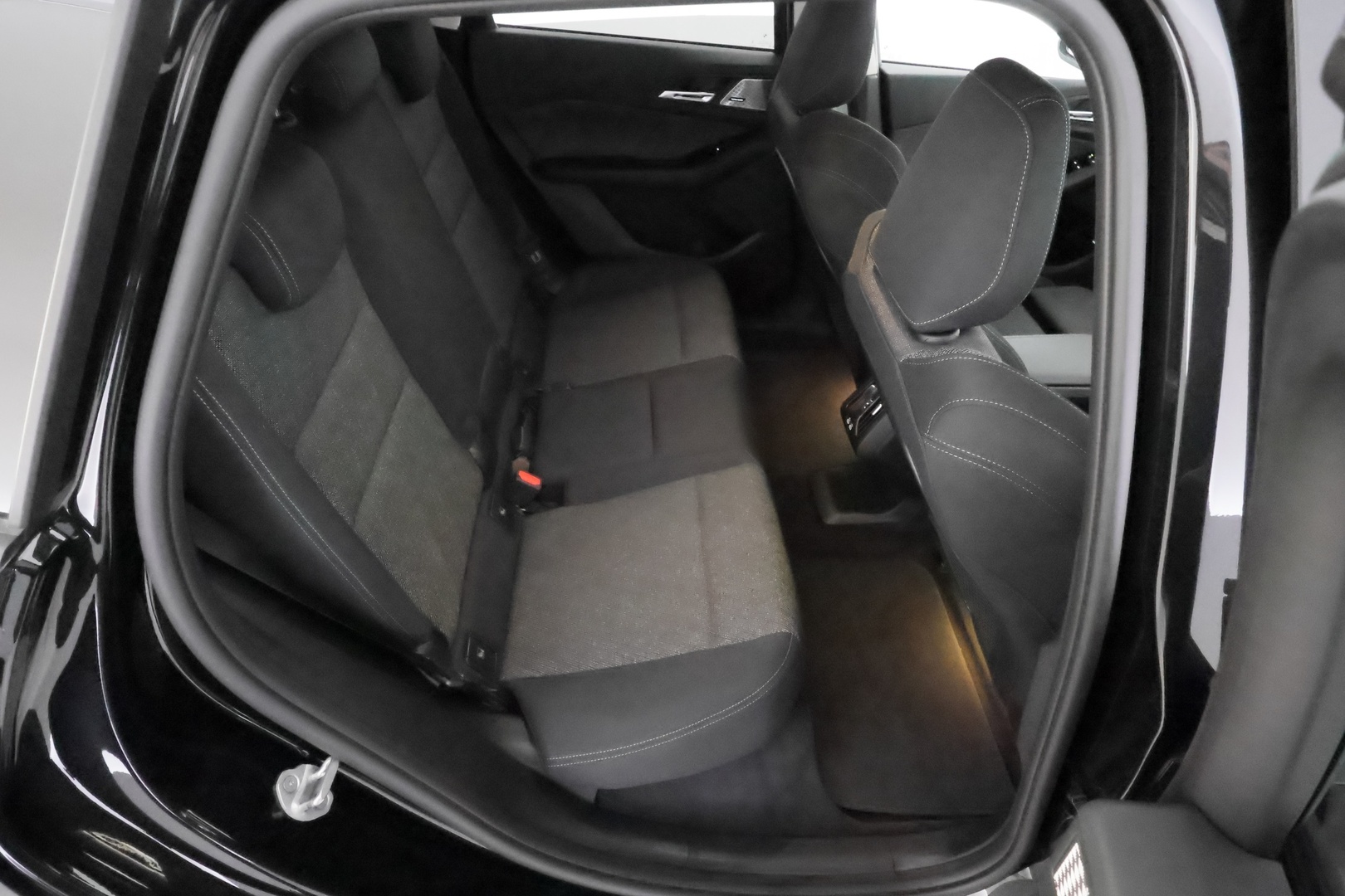 BMW 230 2024