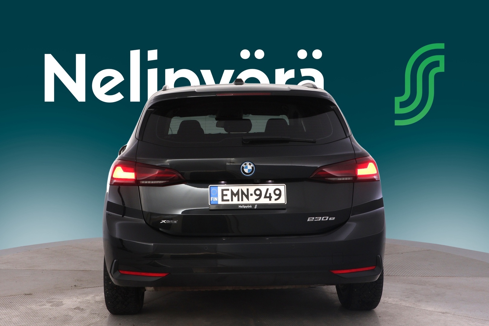 BMW 230 2024
