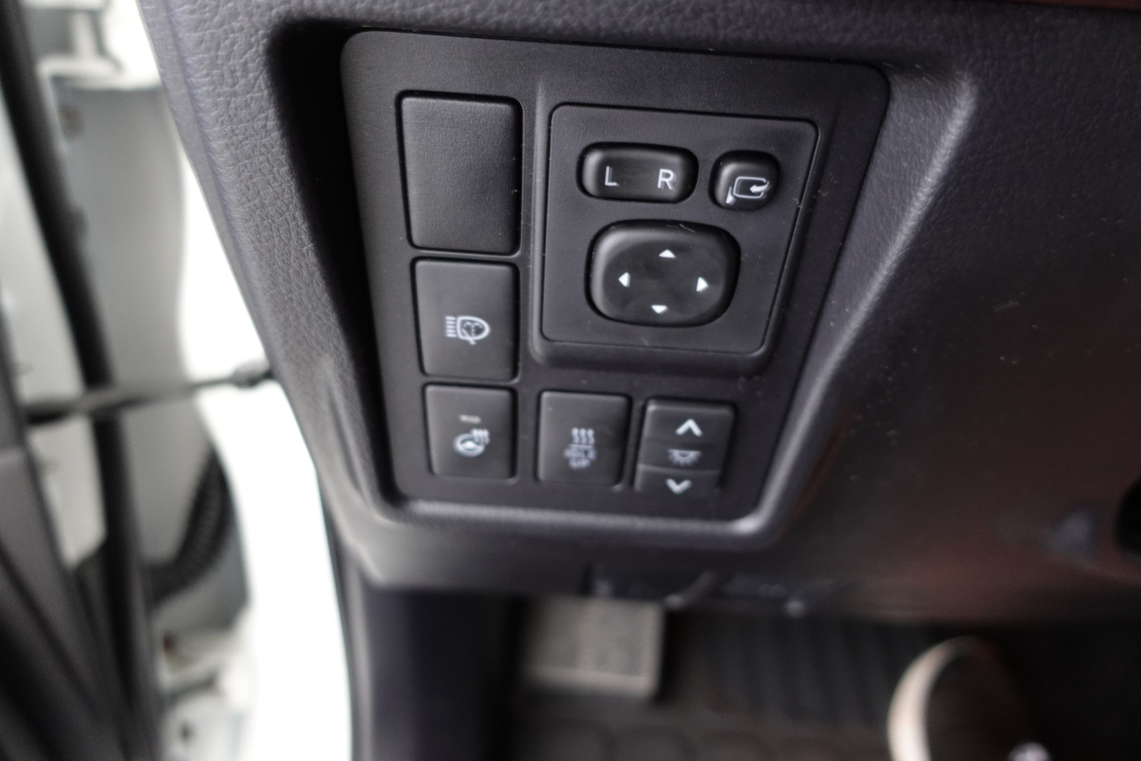 TOYOTA Land Cruiser 2016