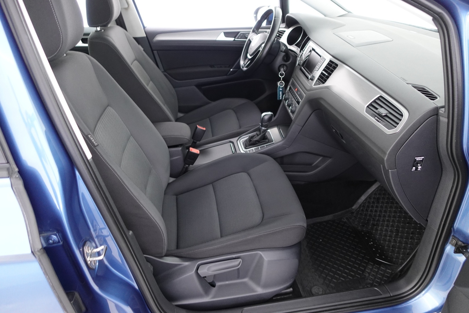 VOLKSWAGEN Golf Sportsvan 2014