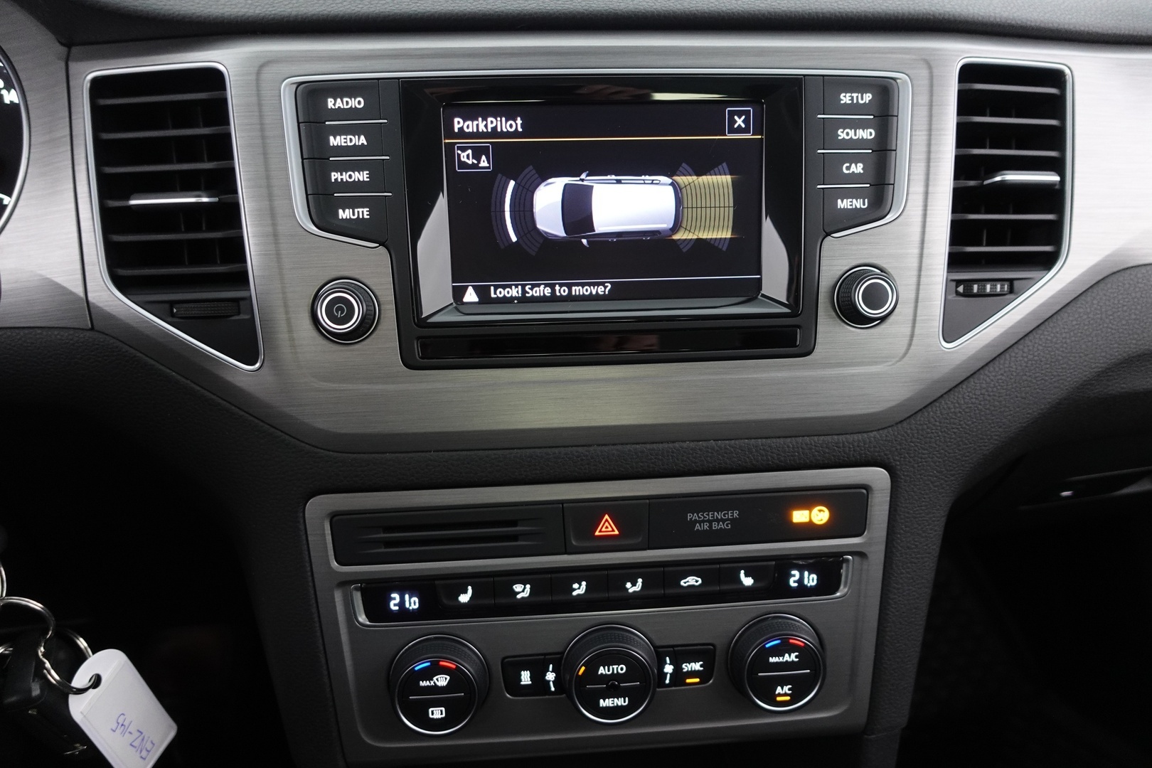 VOLKSWAGEN Golf Sportsvan 2014