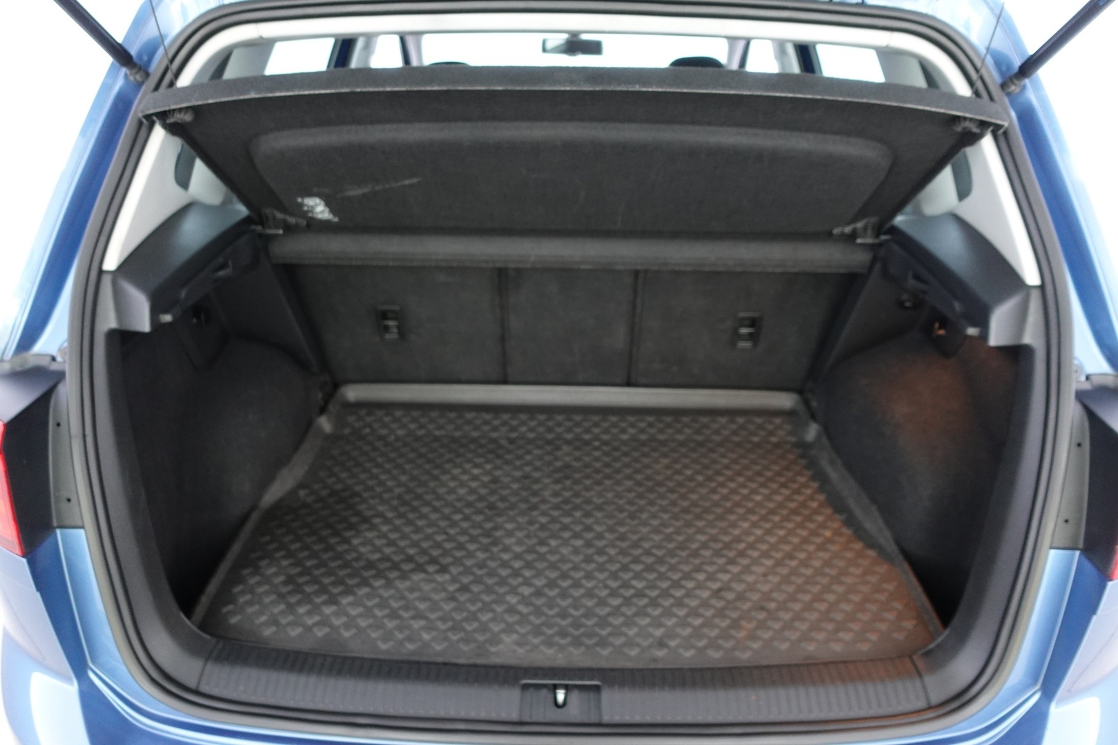 VOLKSWAGEN Golf Sportsvan 2014