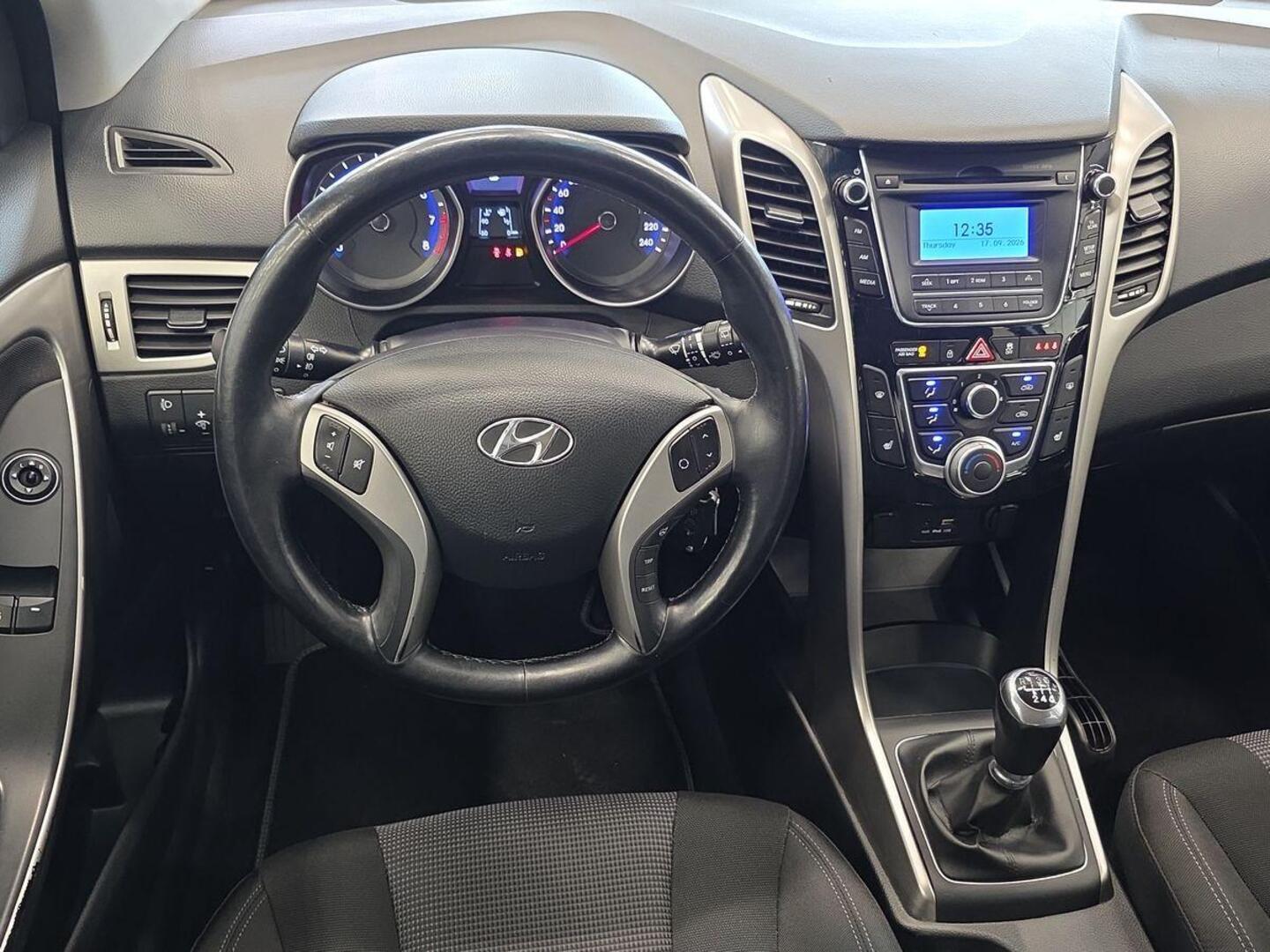 HYUNDAI i30 Wagon 16