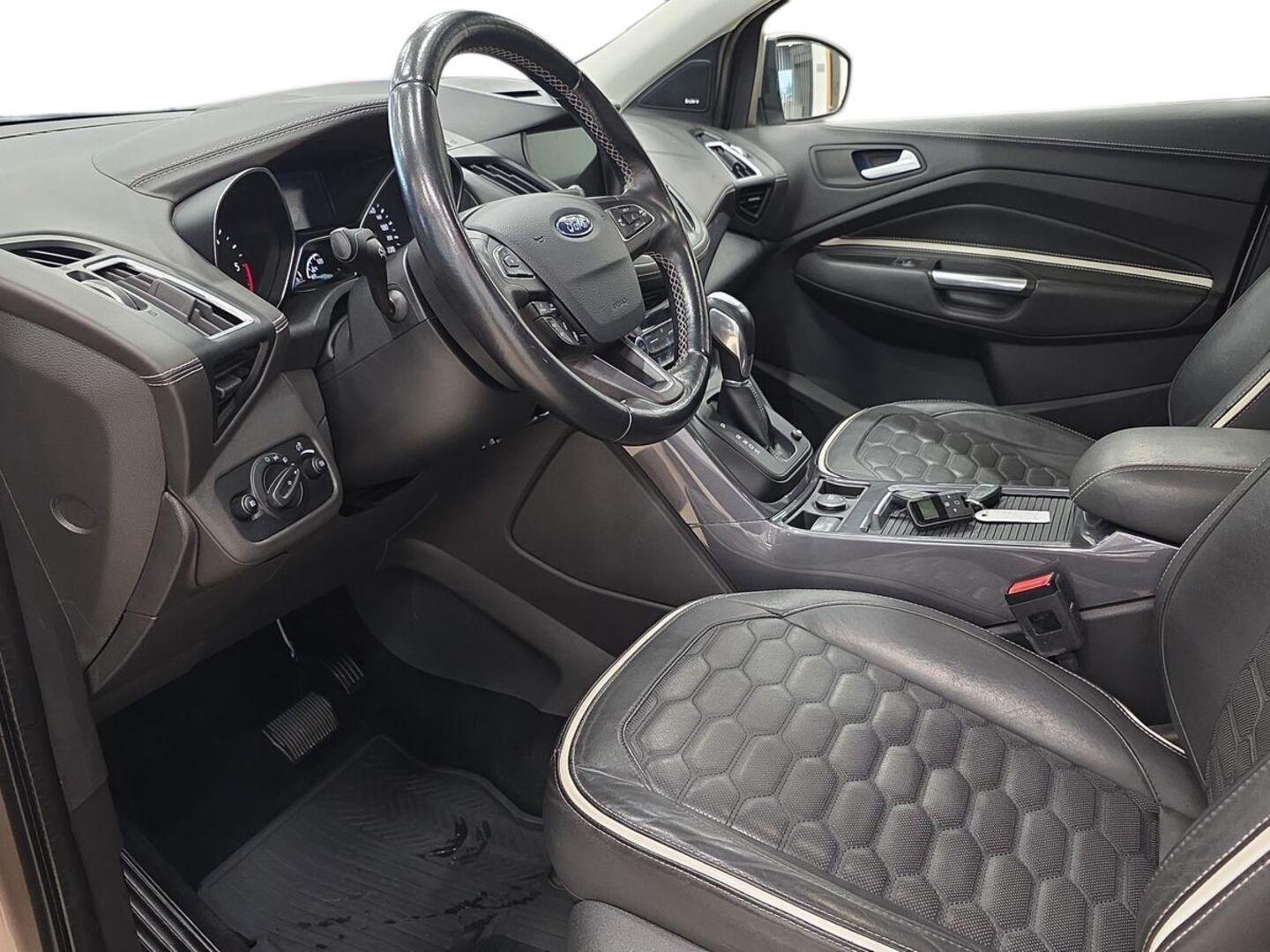 FORD KUGA 2017