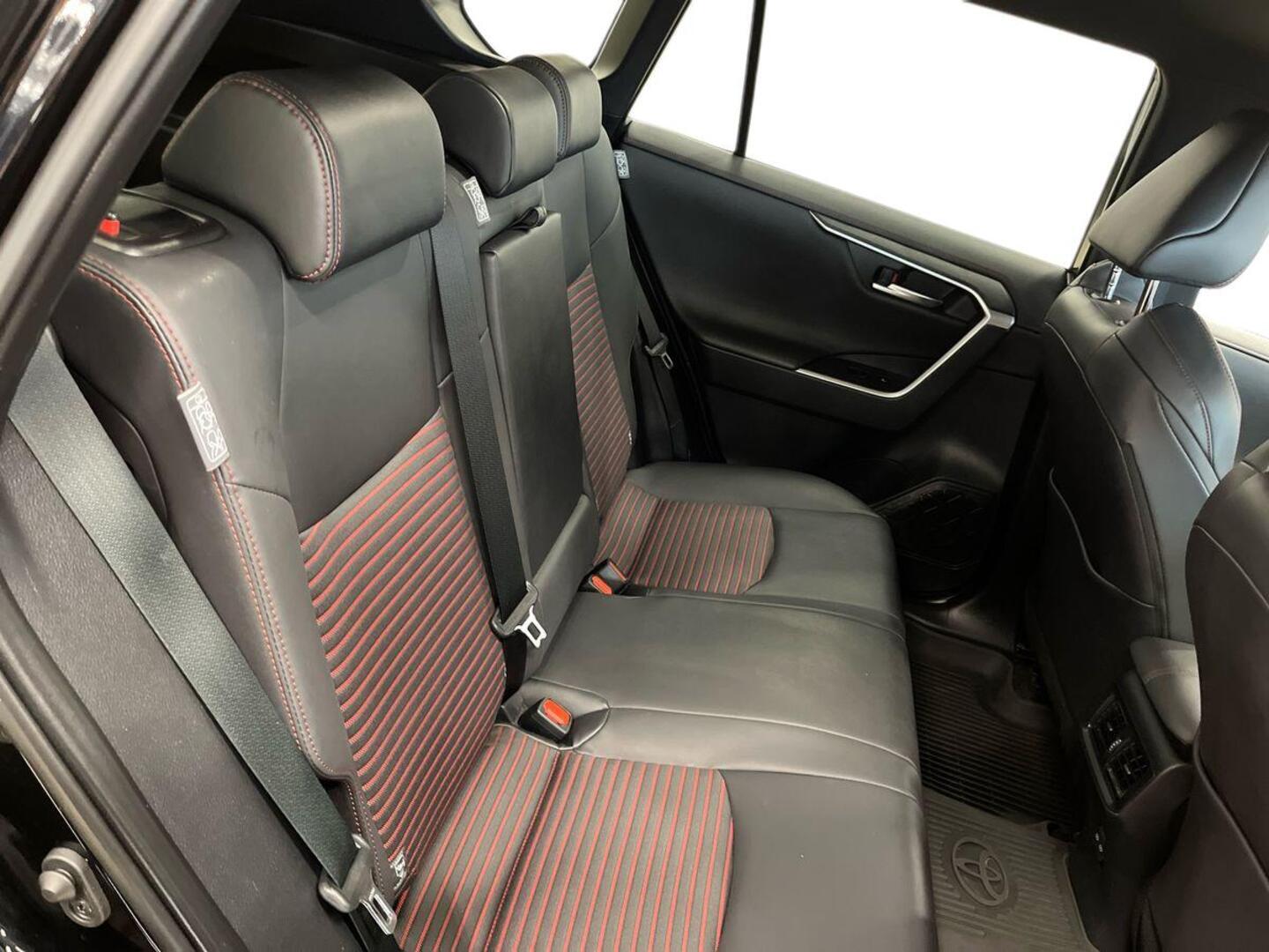 TOYOTA RAV4 Plug-in 2023