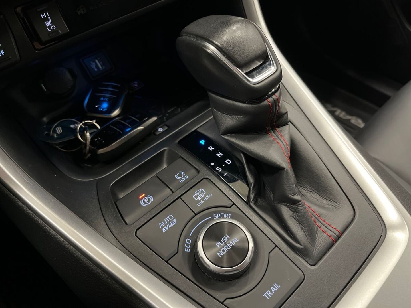 TOYOTA RAV4 Plug-in 2023