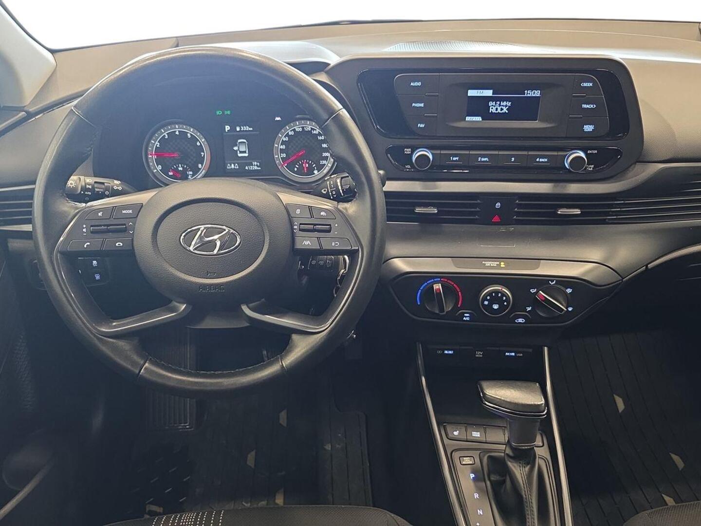 HYUNDAI i20 Hatchback 2023
