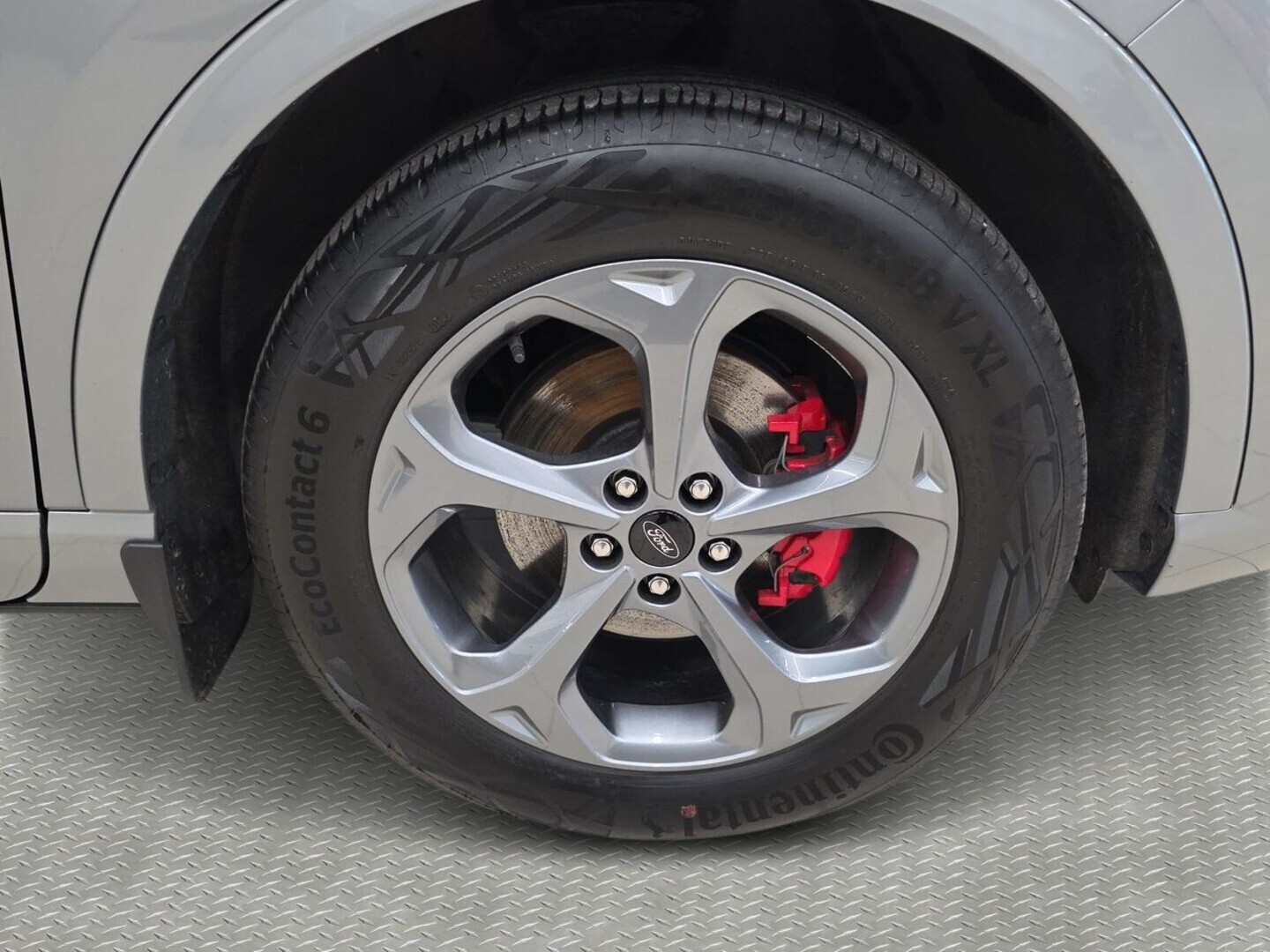 FORD Kuga 13