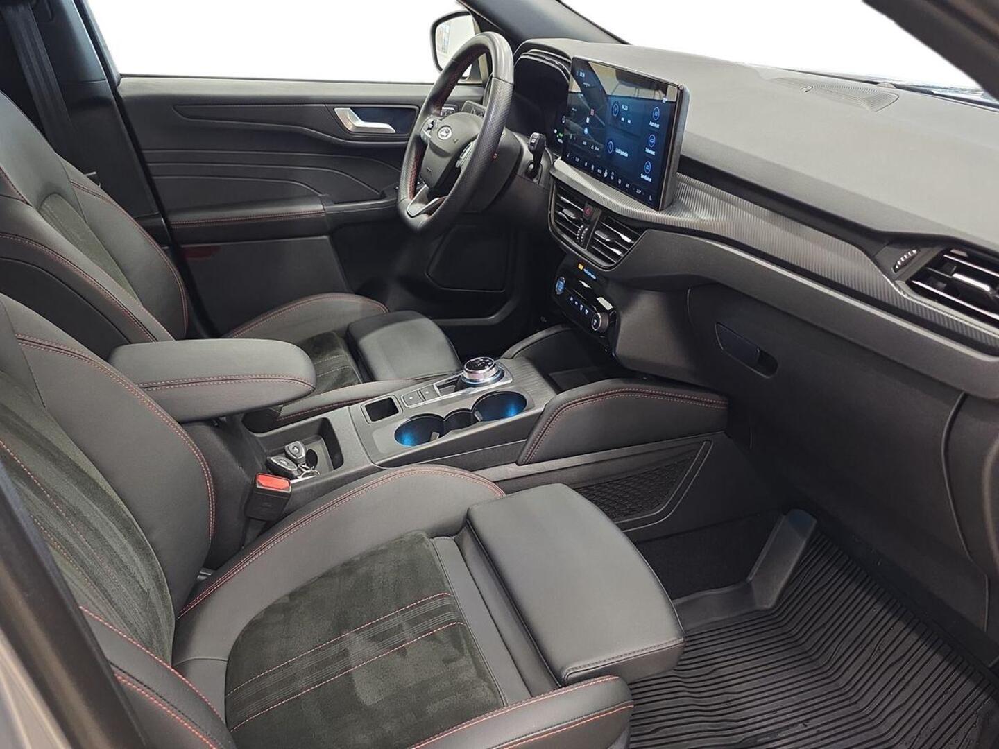 FORD Kuga 20